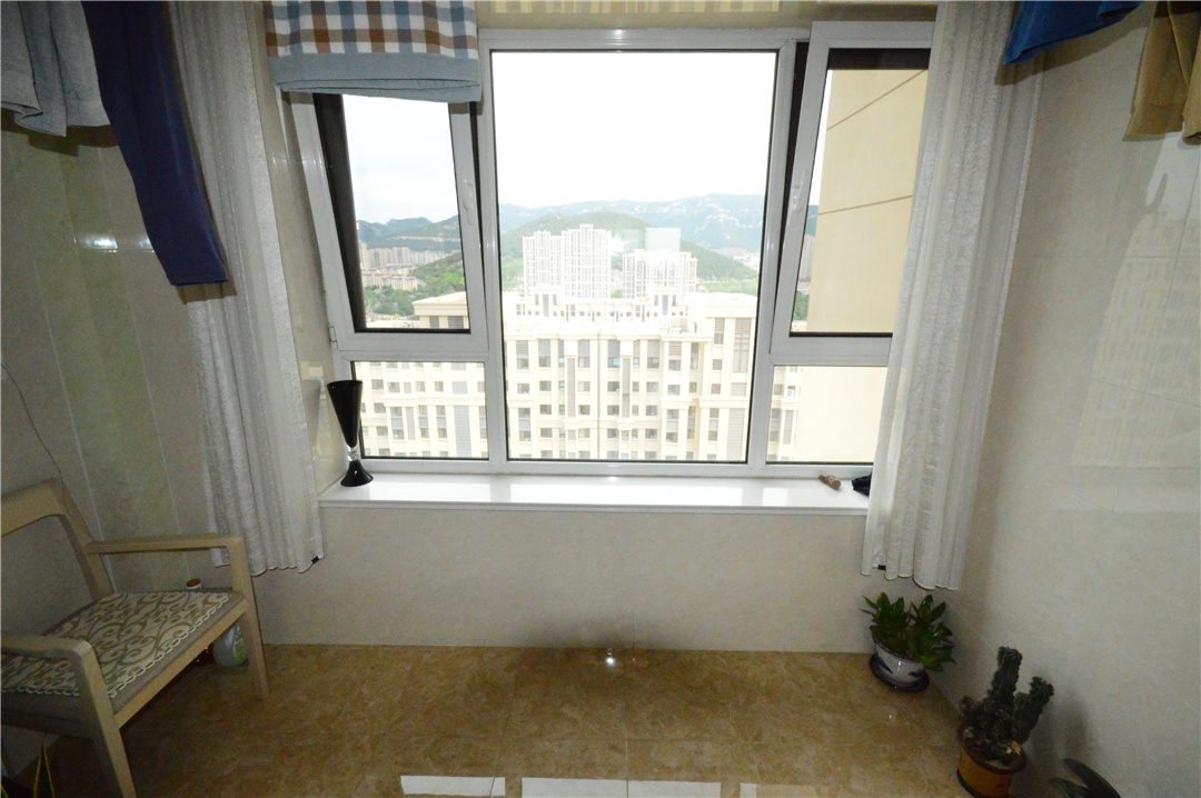 鲁能领秀城东一区(三区)