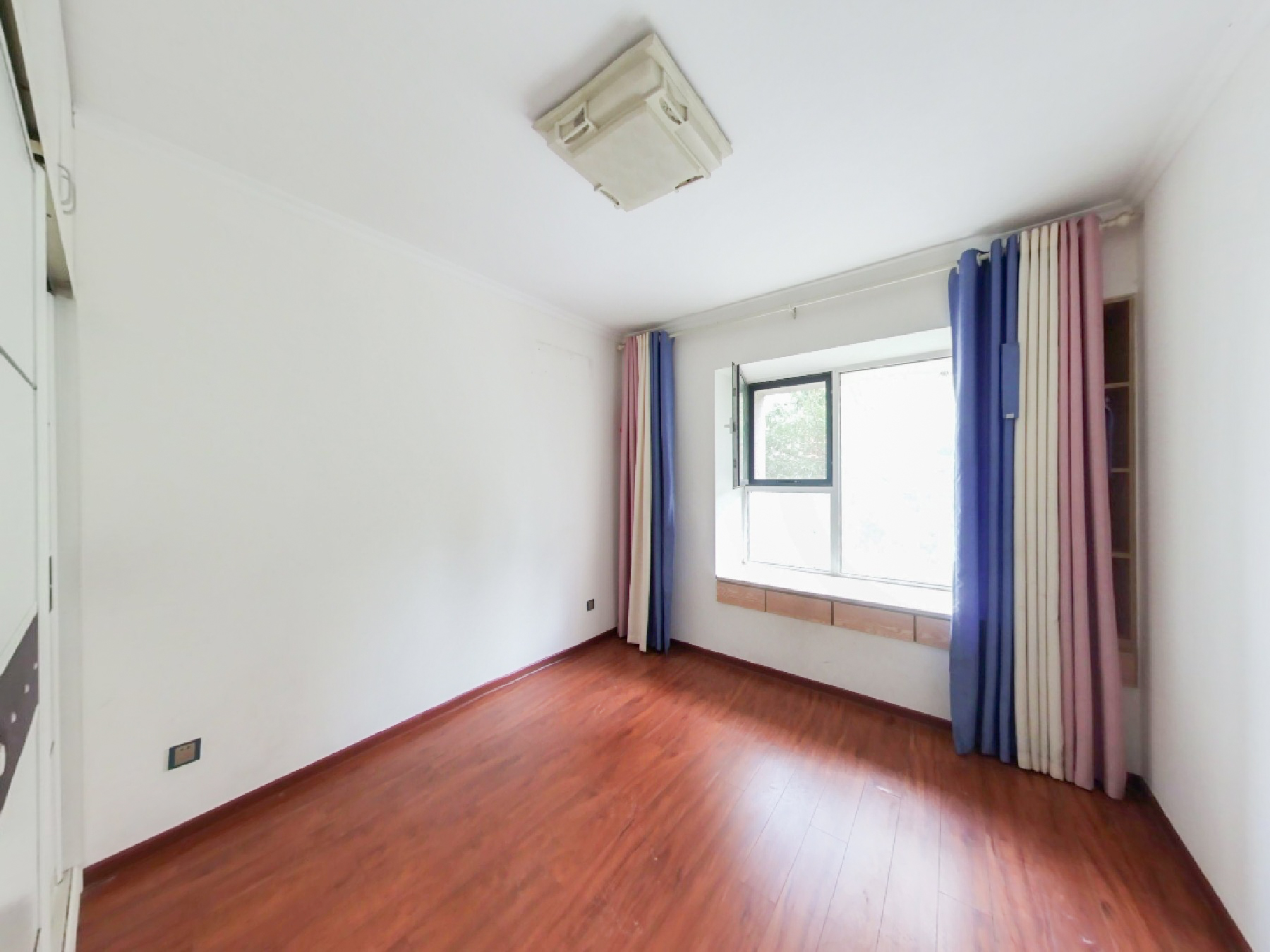 天鸿万象新天理想郡