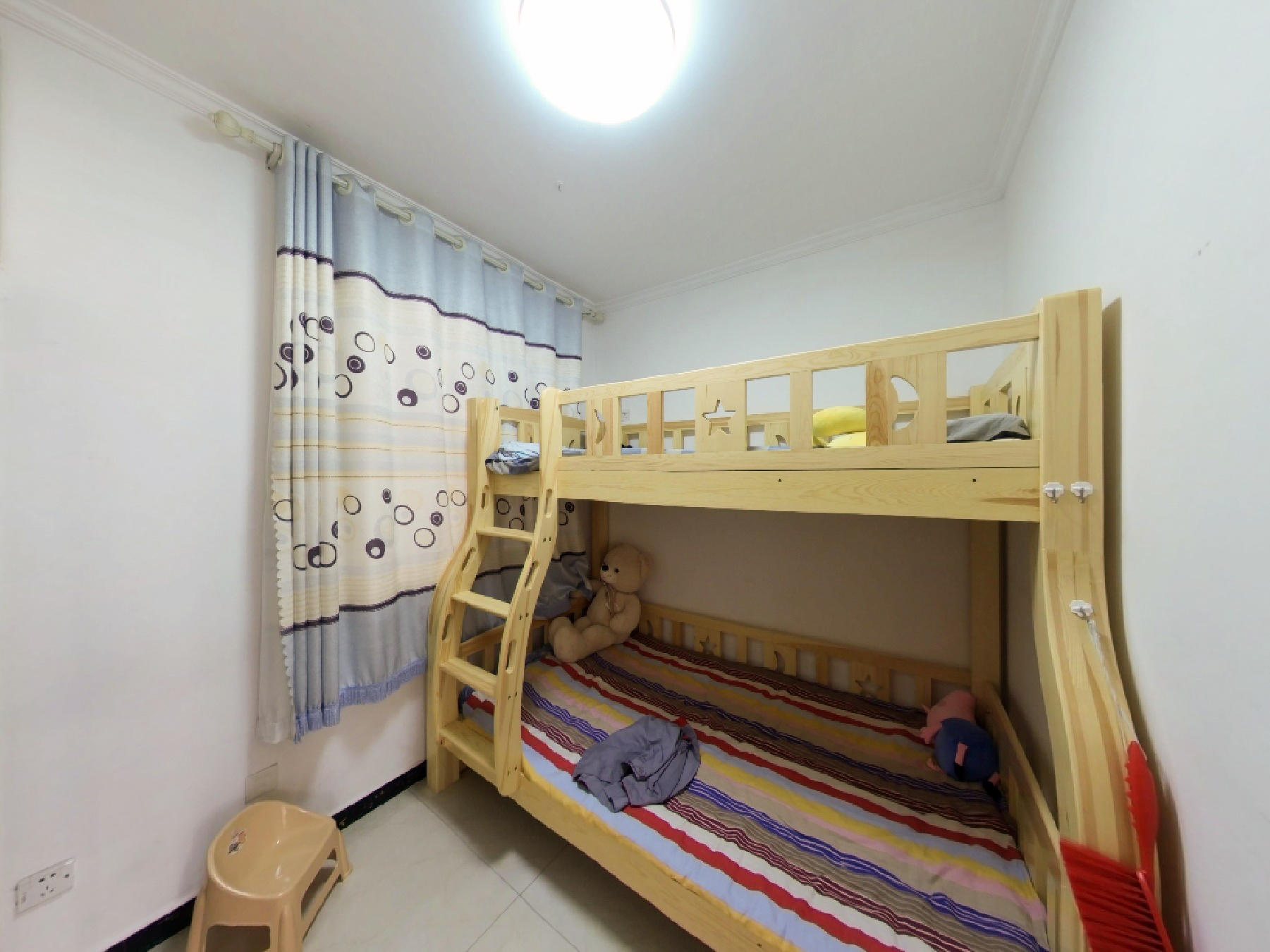 天鸿万象新天哈佛郡