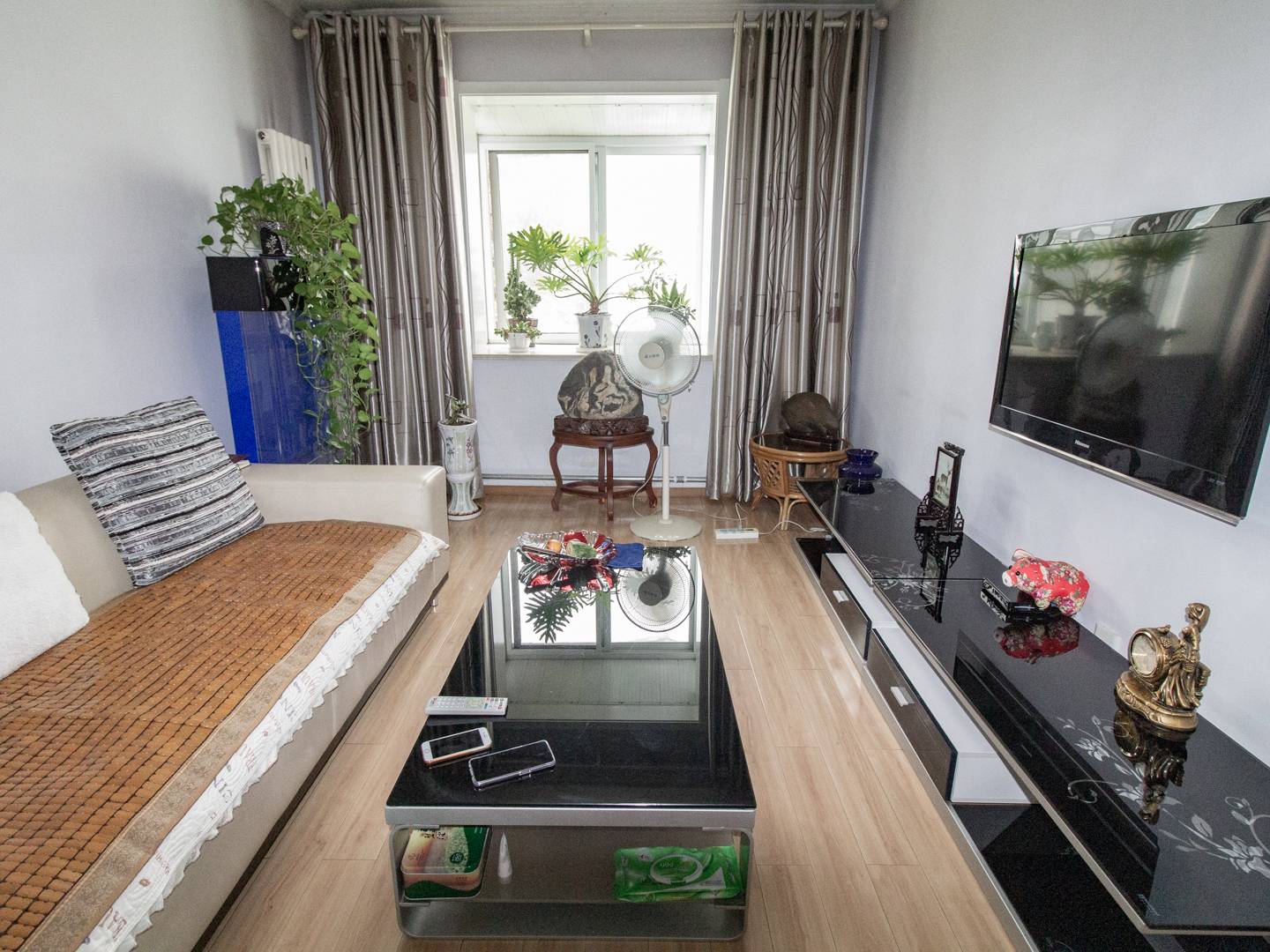  南上山街 机关宿舍 经典三室 大院可停车 无上学记录