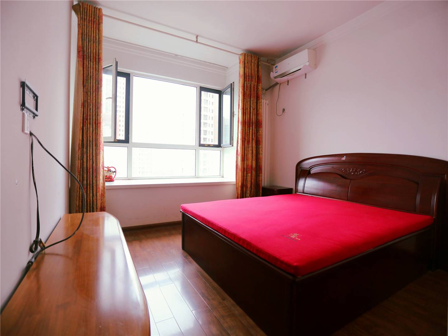 鲁能领秀城中央公园（十七、十八区）