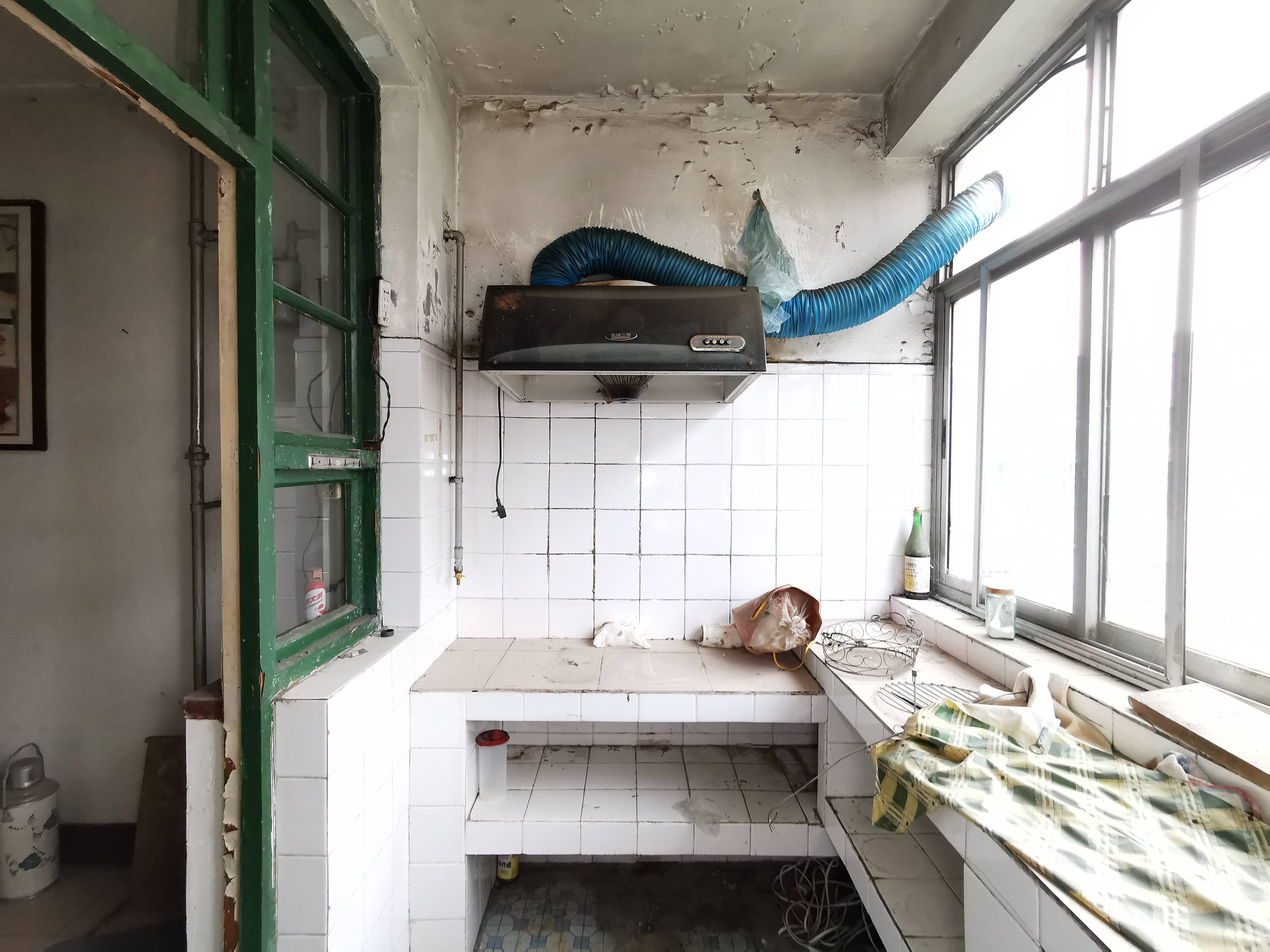 建筑新村南路27号