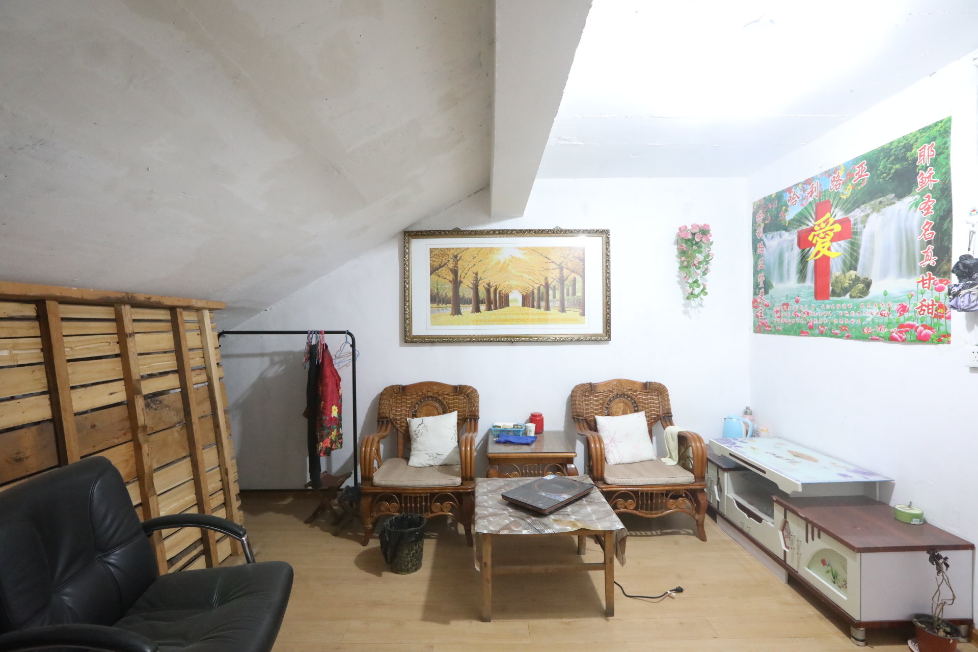  鲍山花园南区 南北