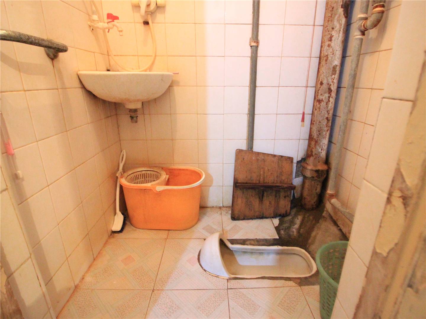 经六路单位宿舍