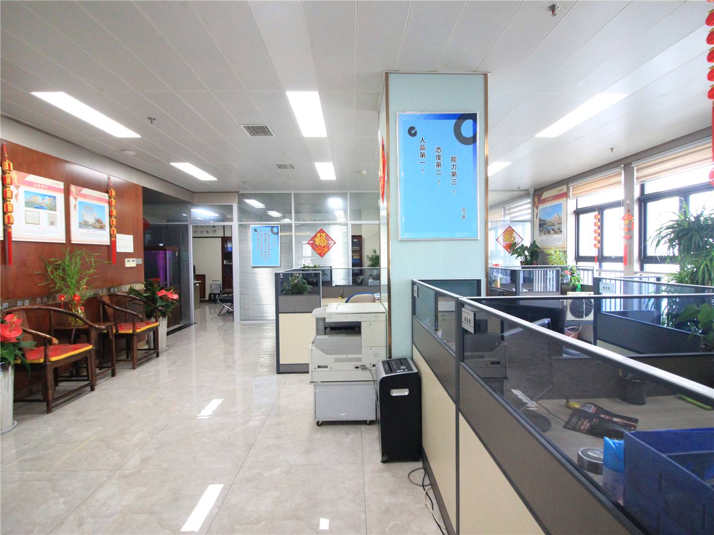 南益名泉春晓公寓