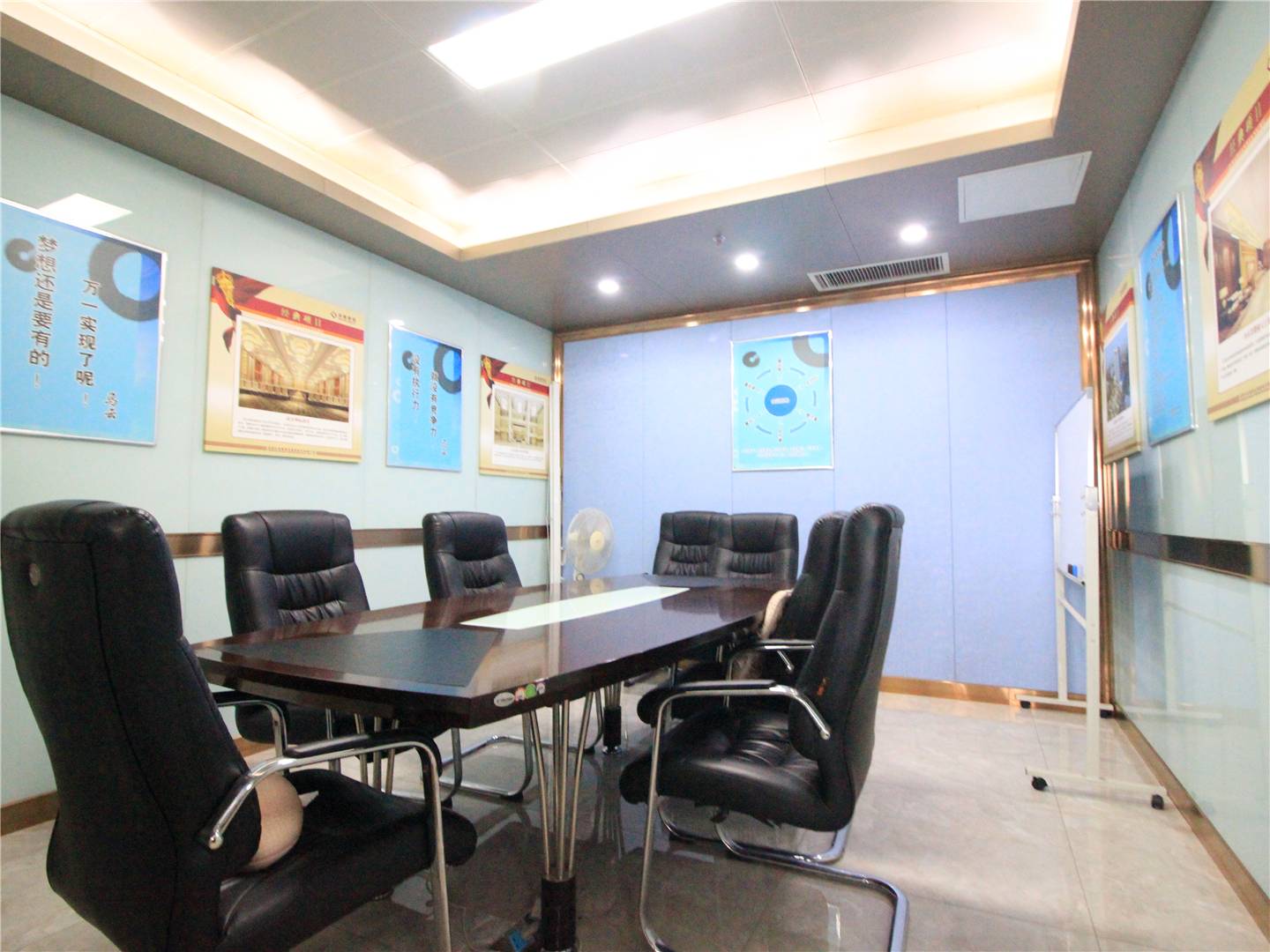 南益名泉春晓公寓