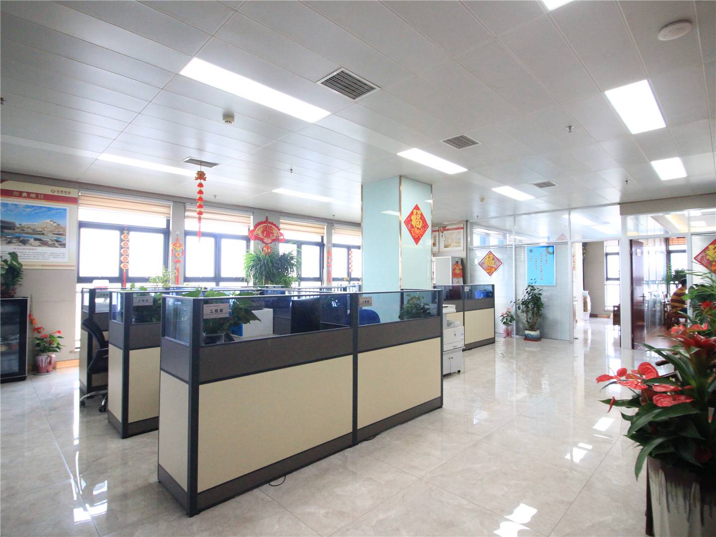  南益名泉春晓公寓 南北