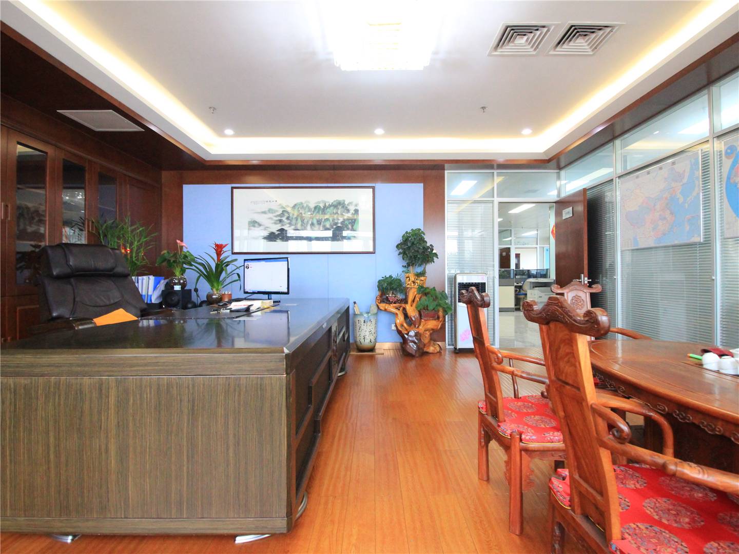 南益名泉春晓公寓