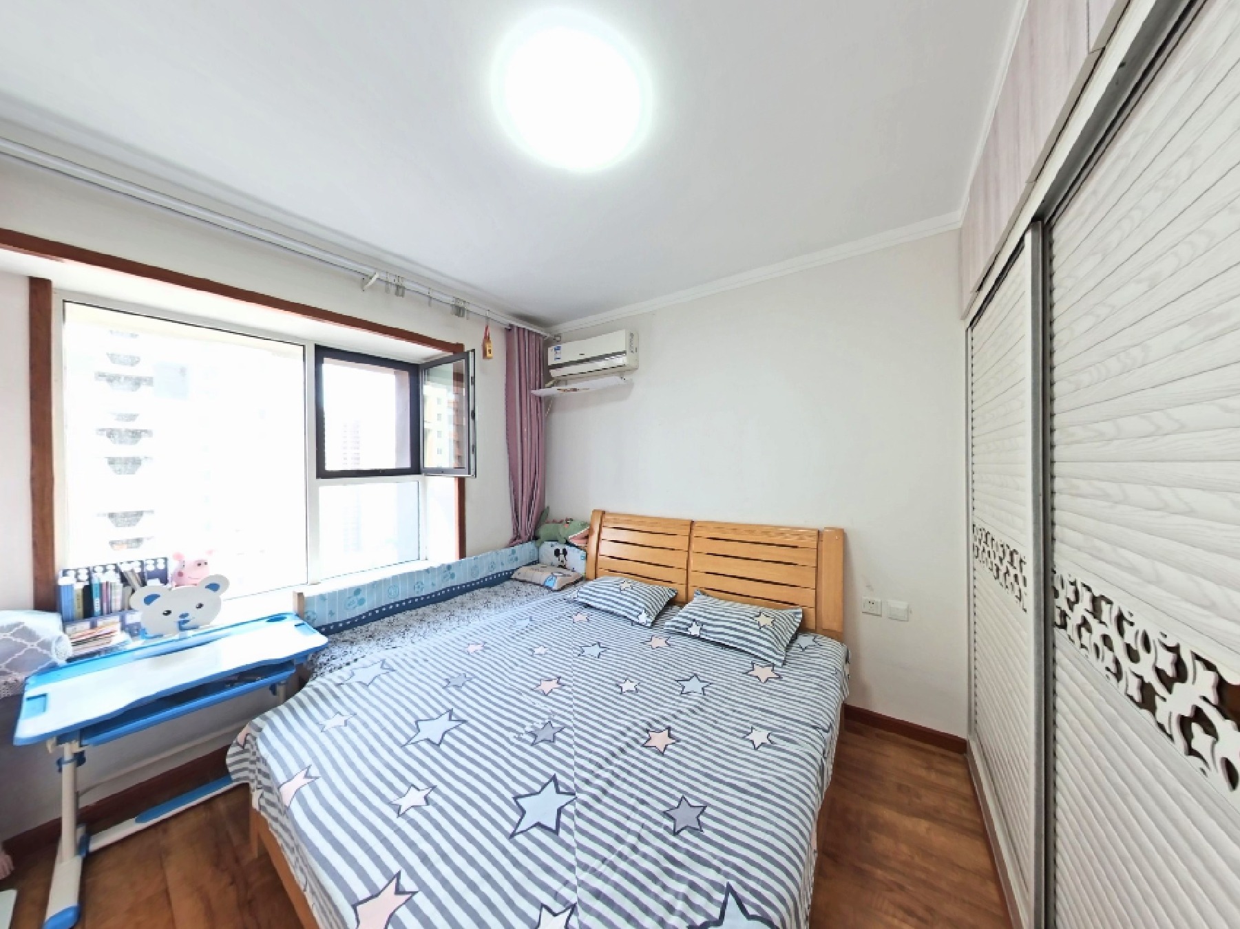 天鸿万象新天理想郡