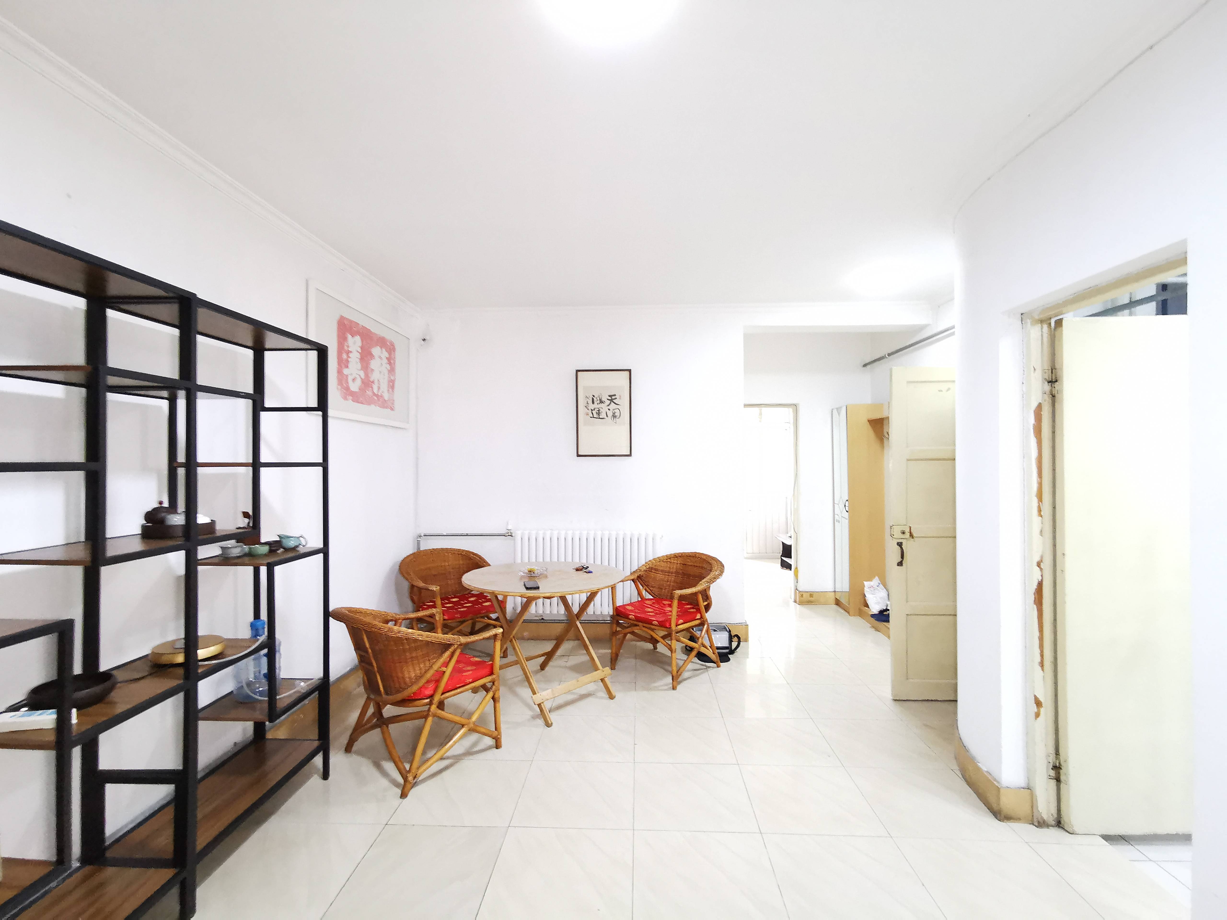  闵子骞路18号（烟草宿舍） 南北