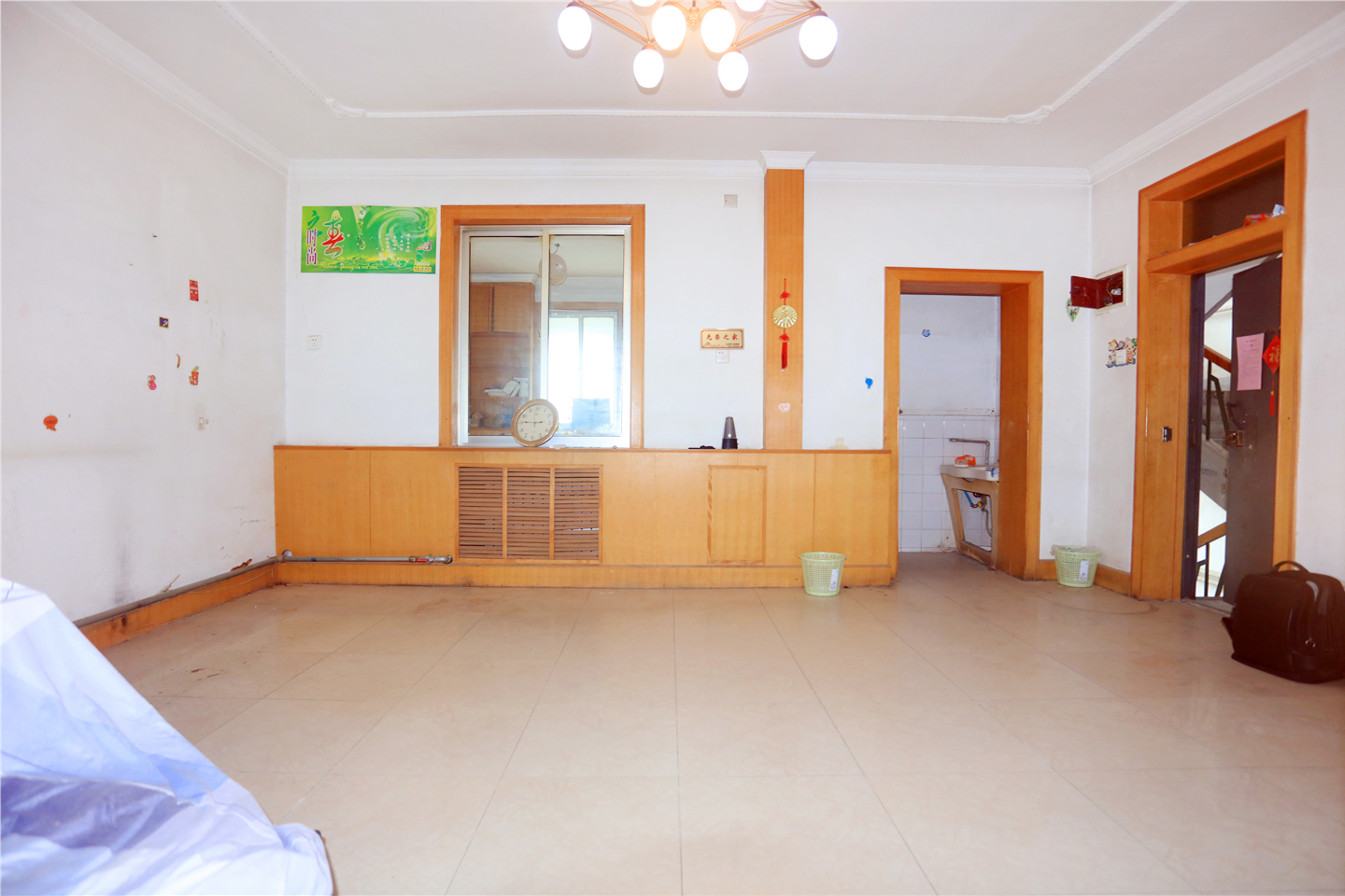   土屋路29-2号院（家具研究所）  非一非顶 看房有钥匙 看房方便