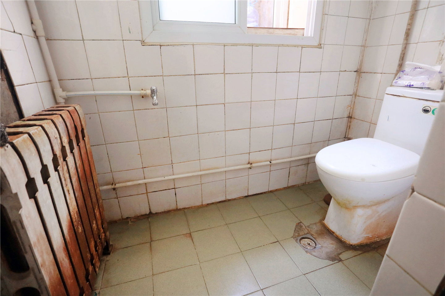 六里山南路10-2号