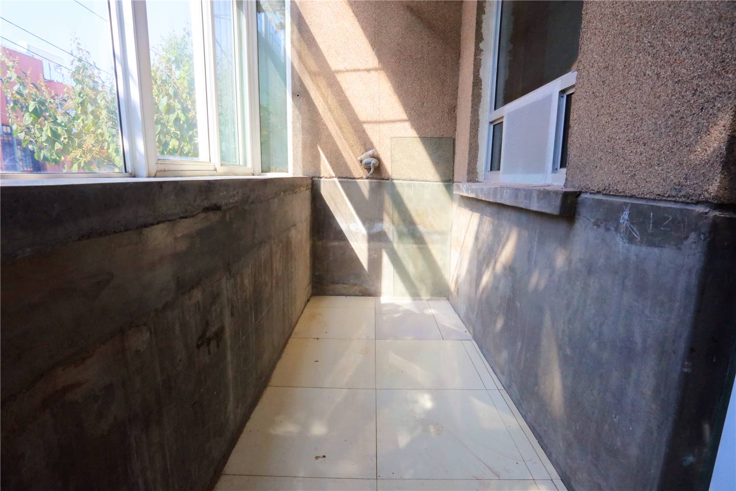 六里山南路10-2号