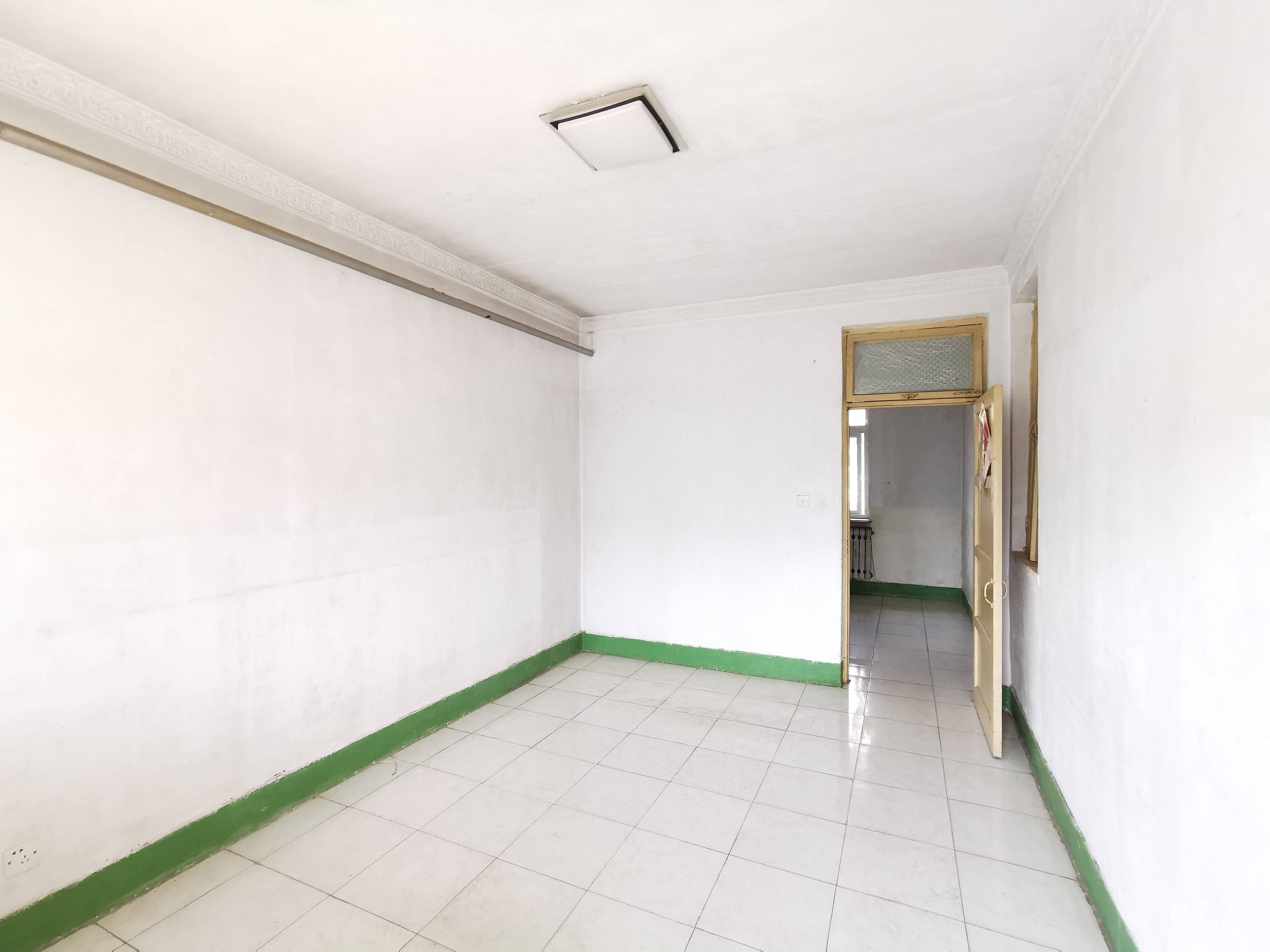 山大南路山大宿舍