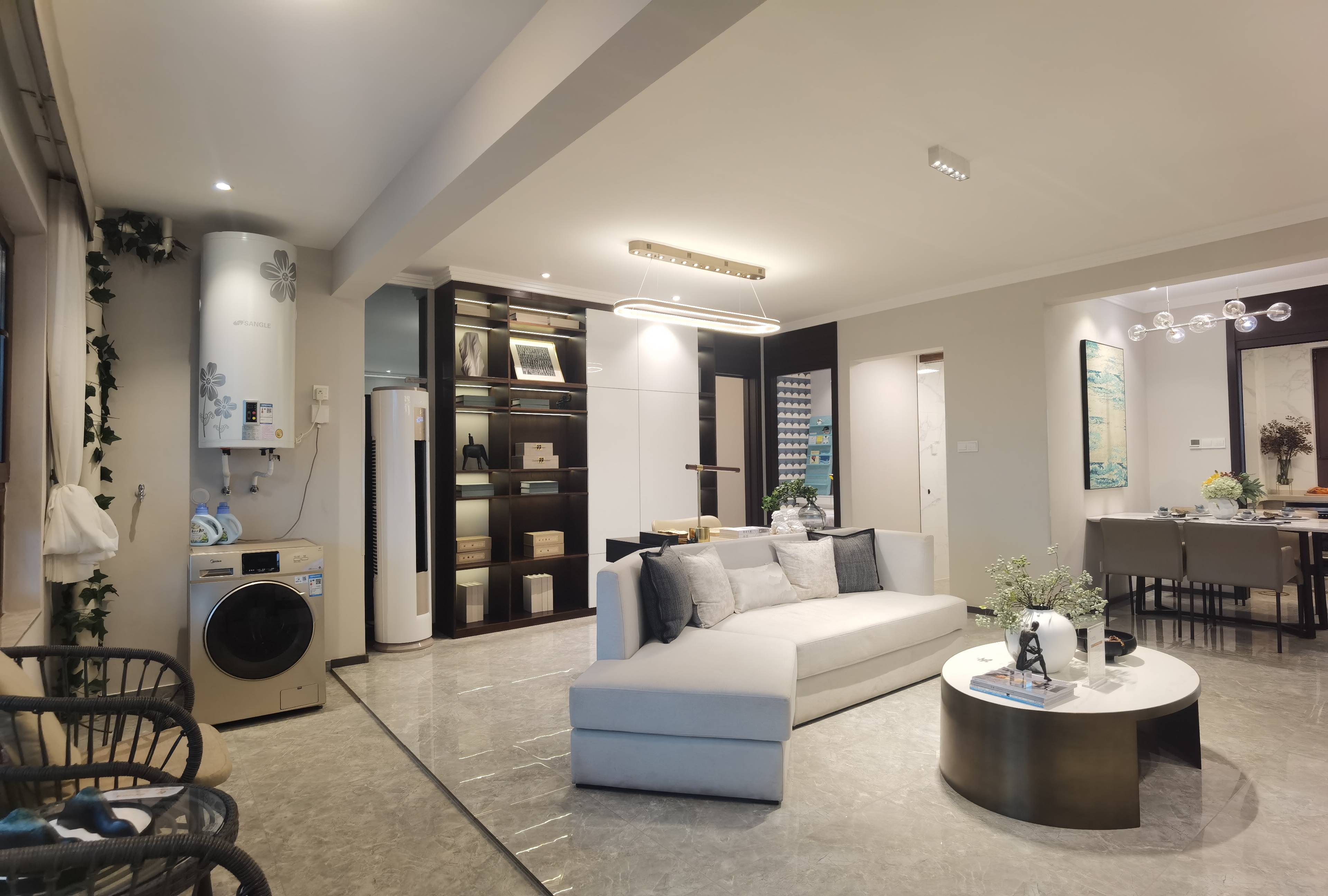  碧桂园凤凰源著 南北