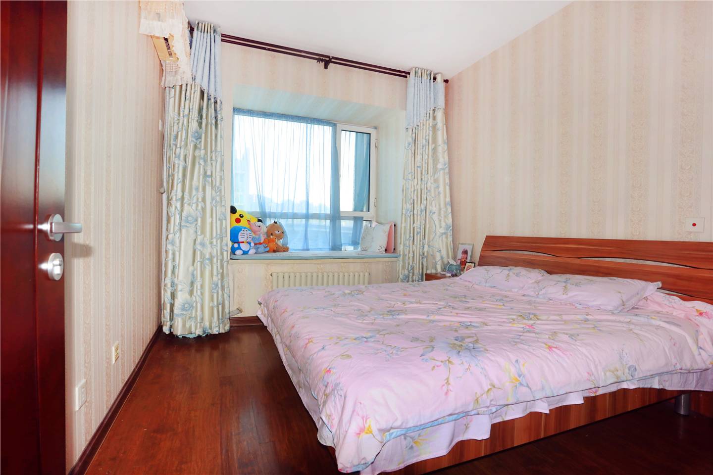 鲁能领秀城A区(十区)