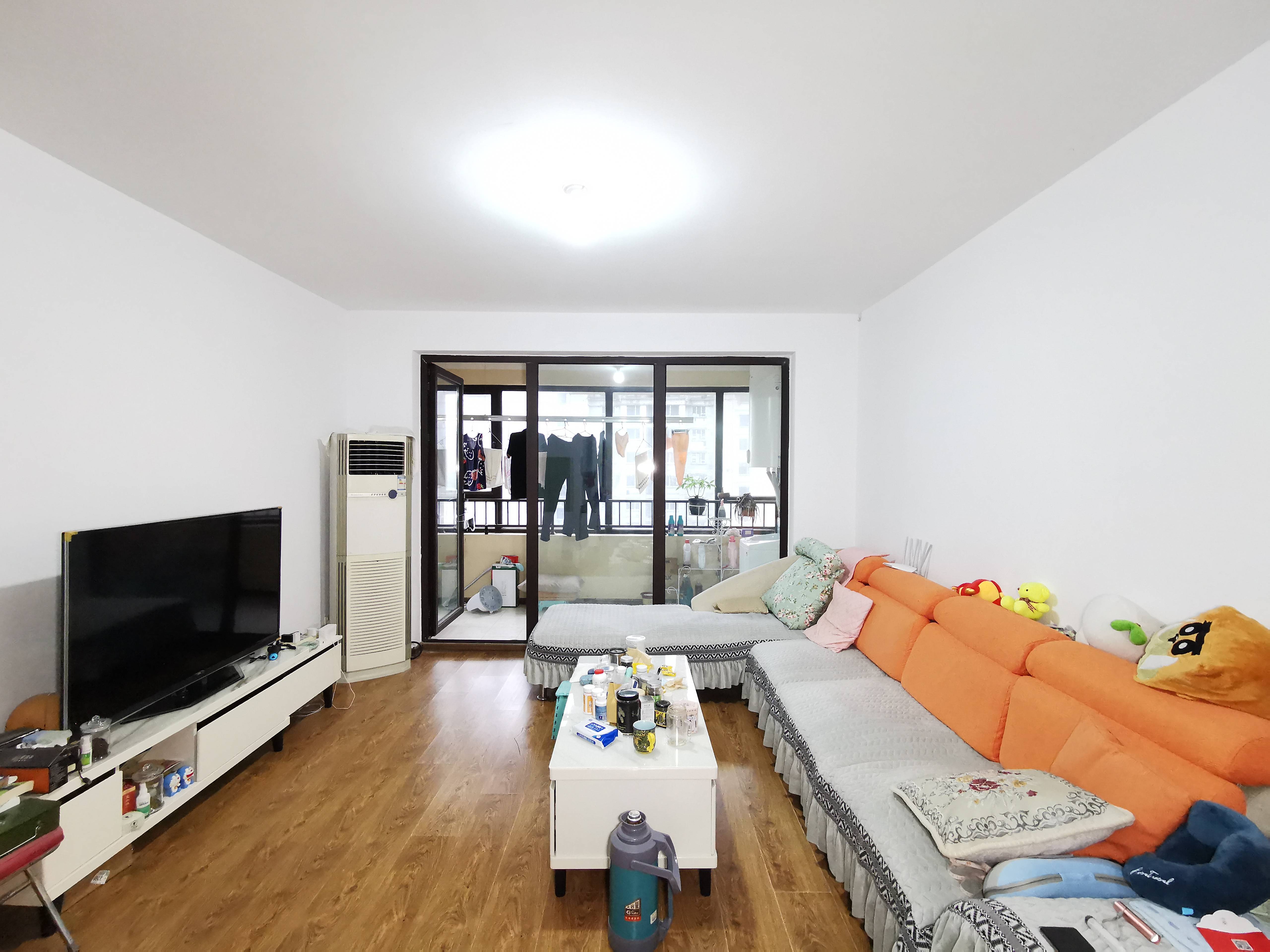 海尔云世界滟澜公馆花园