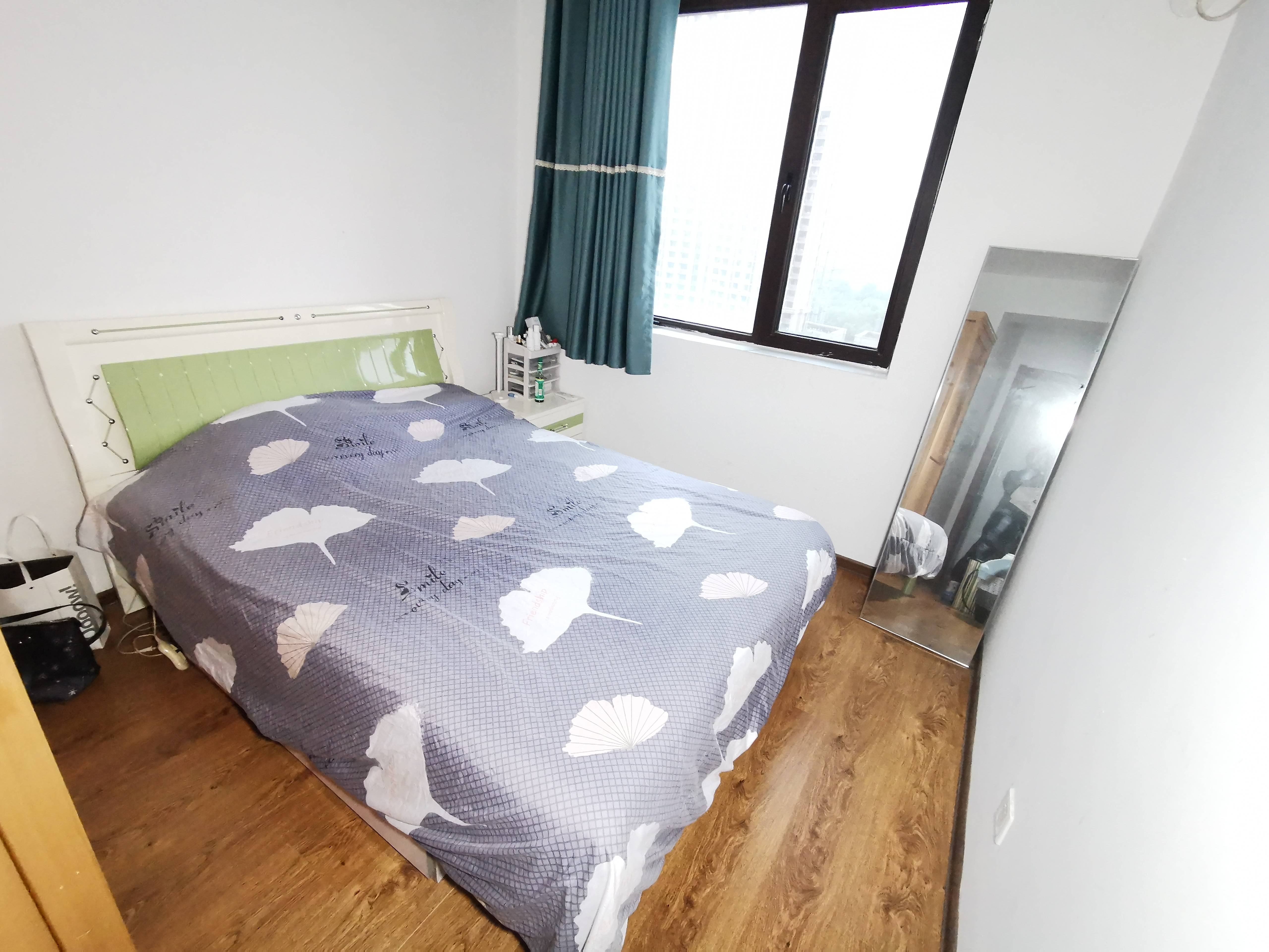 海尔云世界滟澜公馆花园