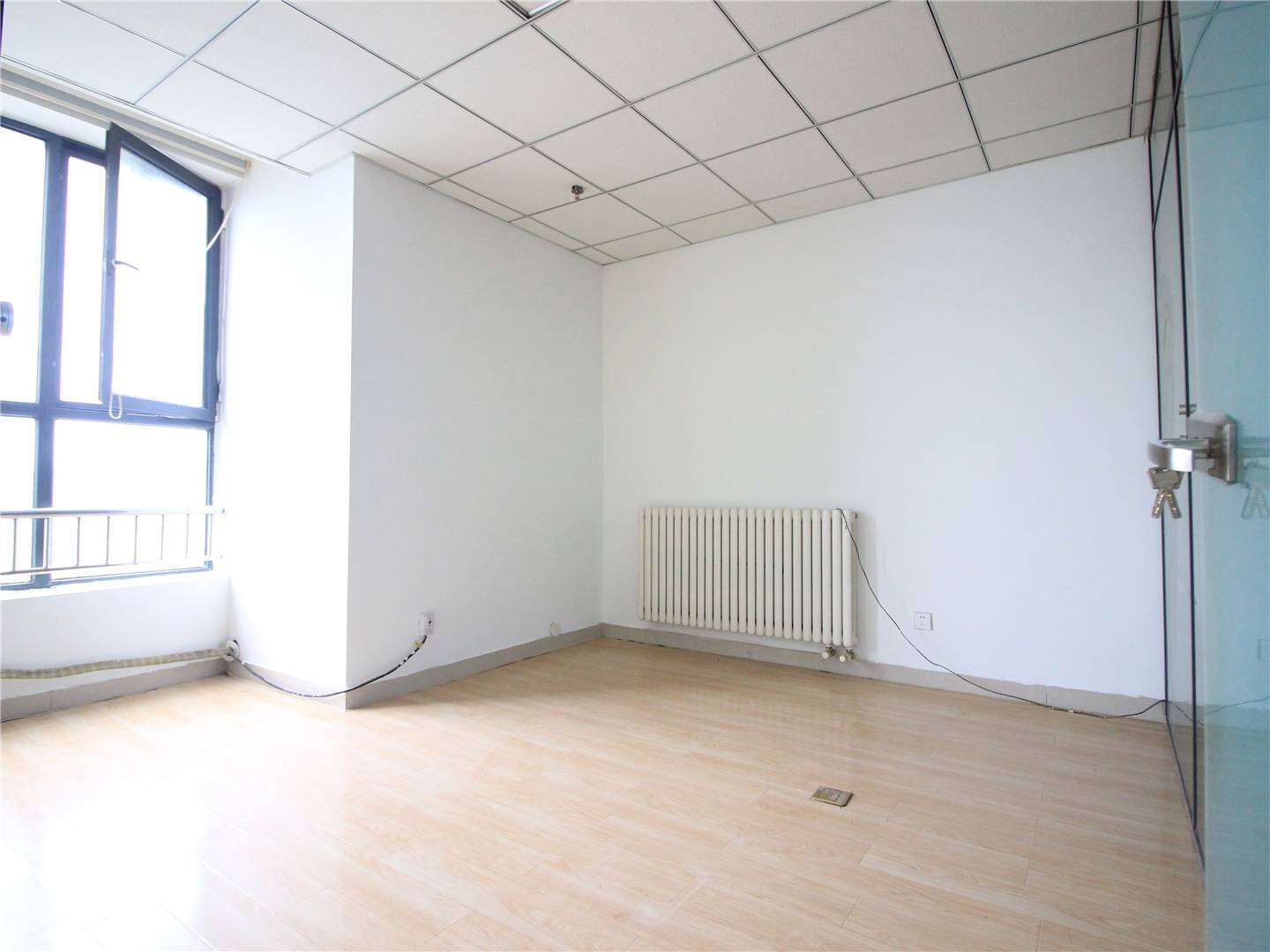 南益名泉春晓公寓