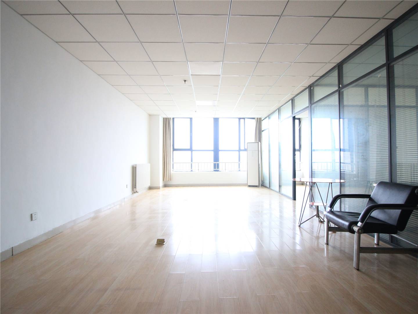 南益名泉春晓公寓