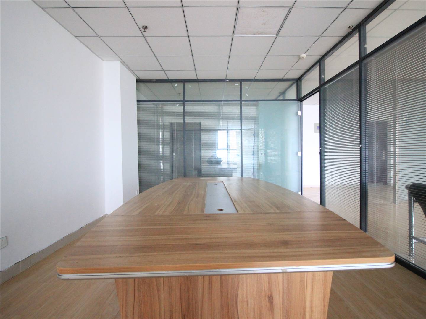 南益名泉春晓公寓