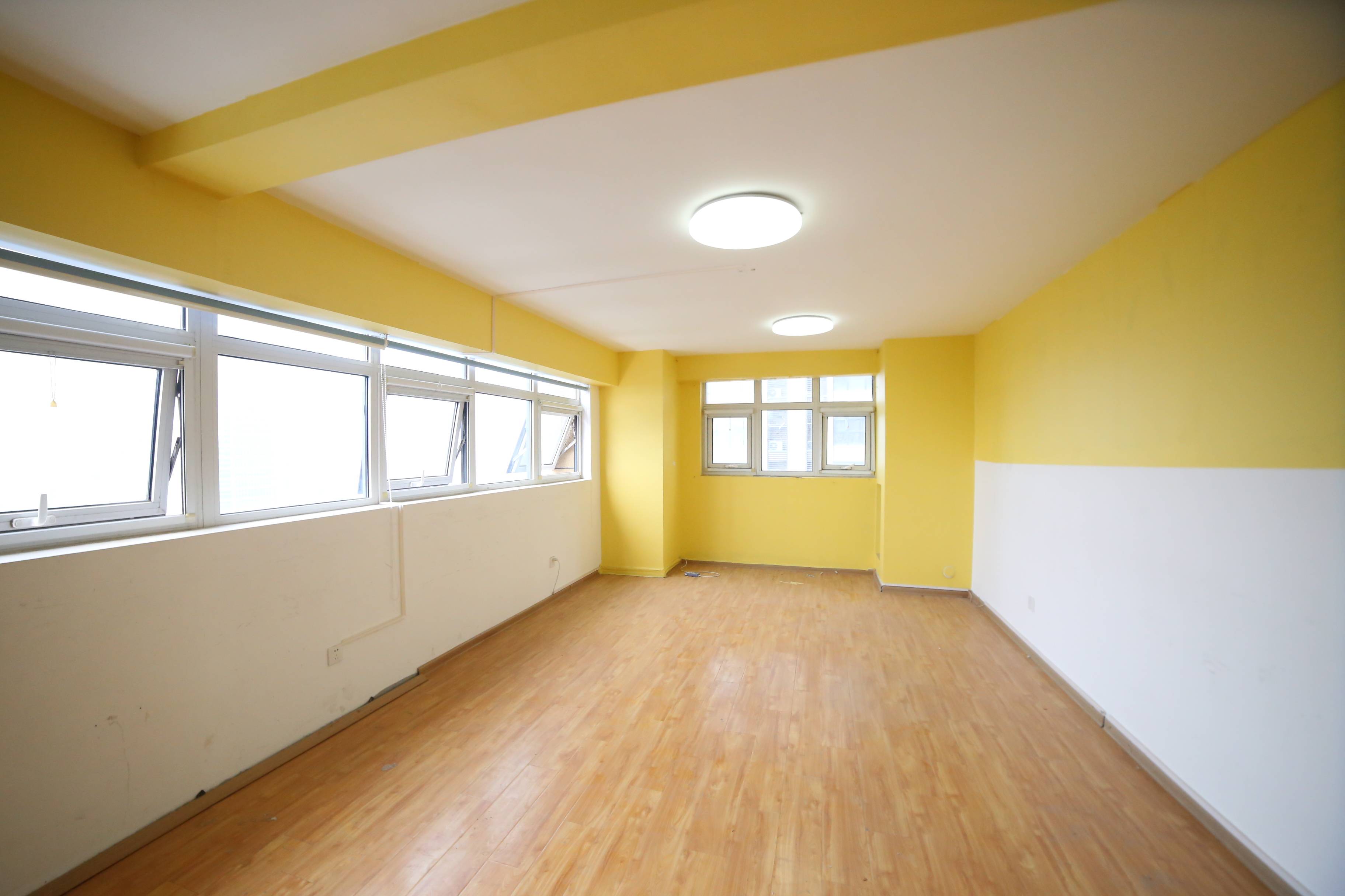  梦世界LOMO中心 南北