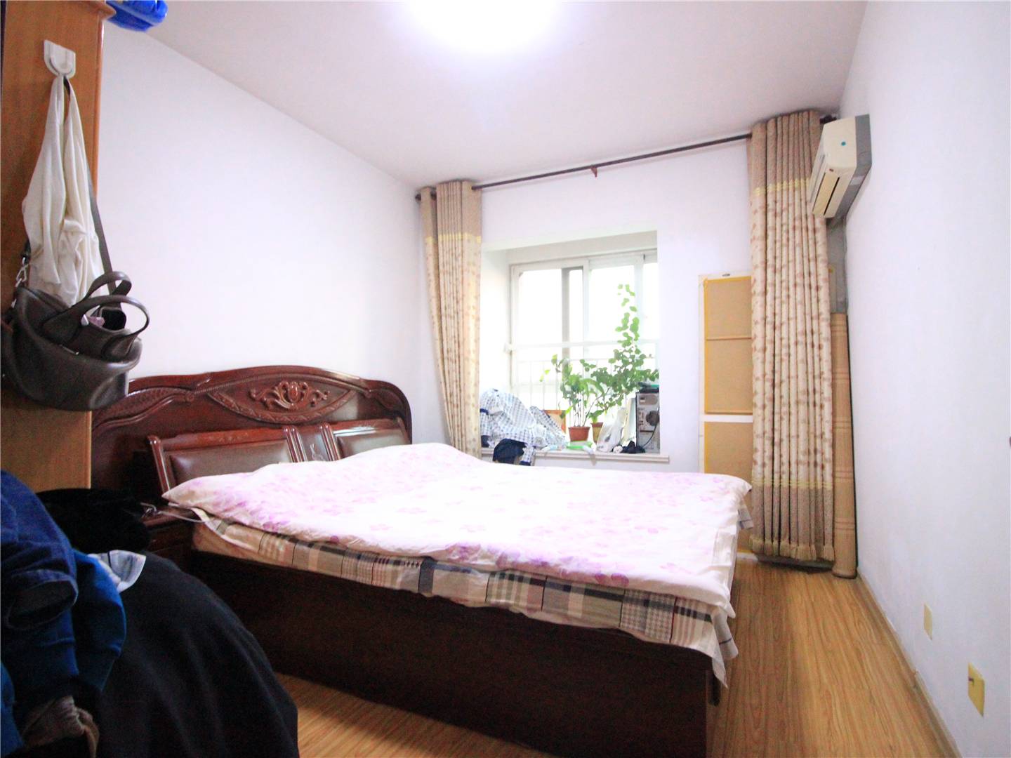 绿地新里梵尔赛公馆