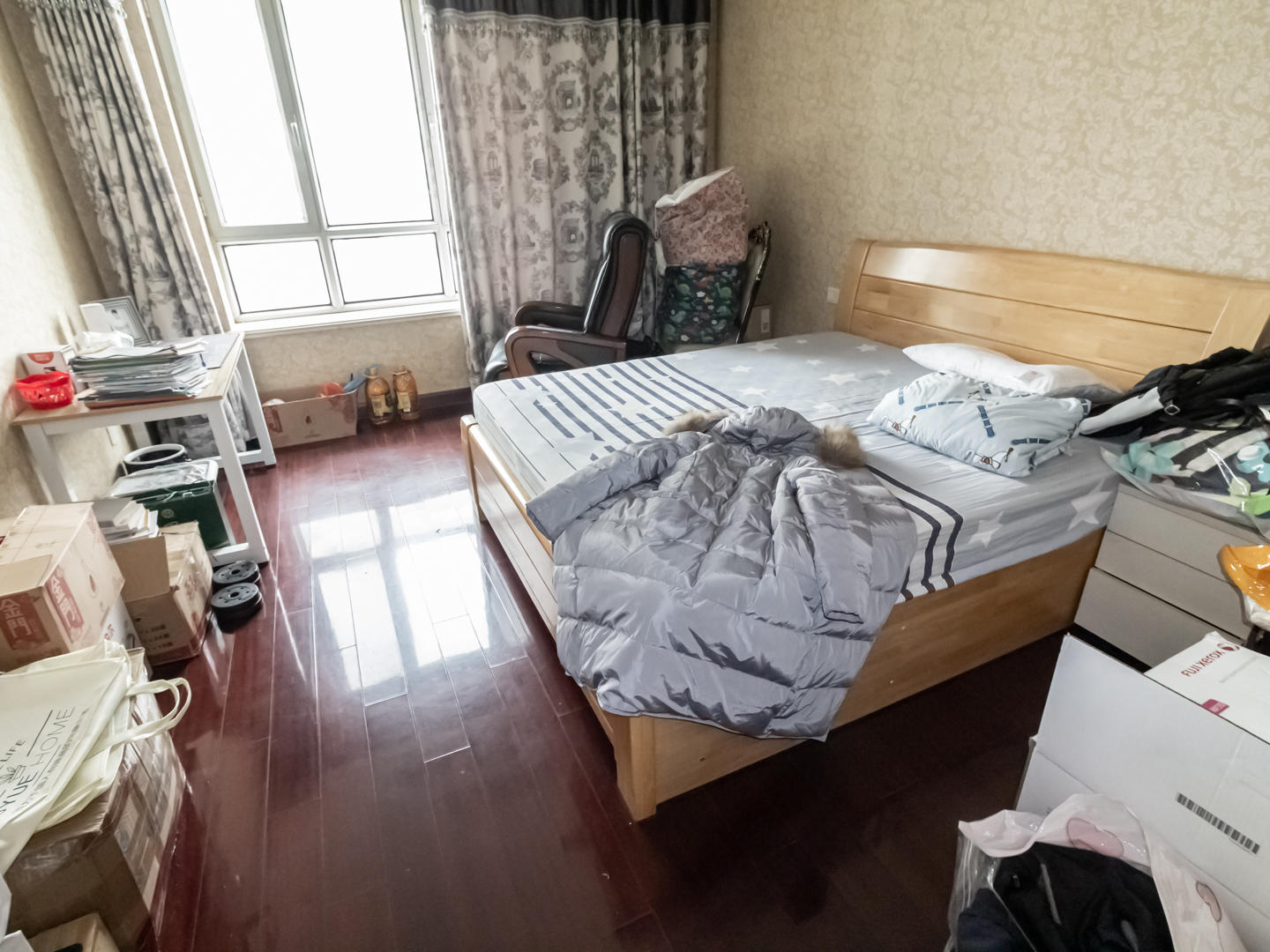 万达华景苑