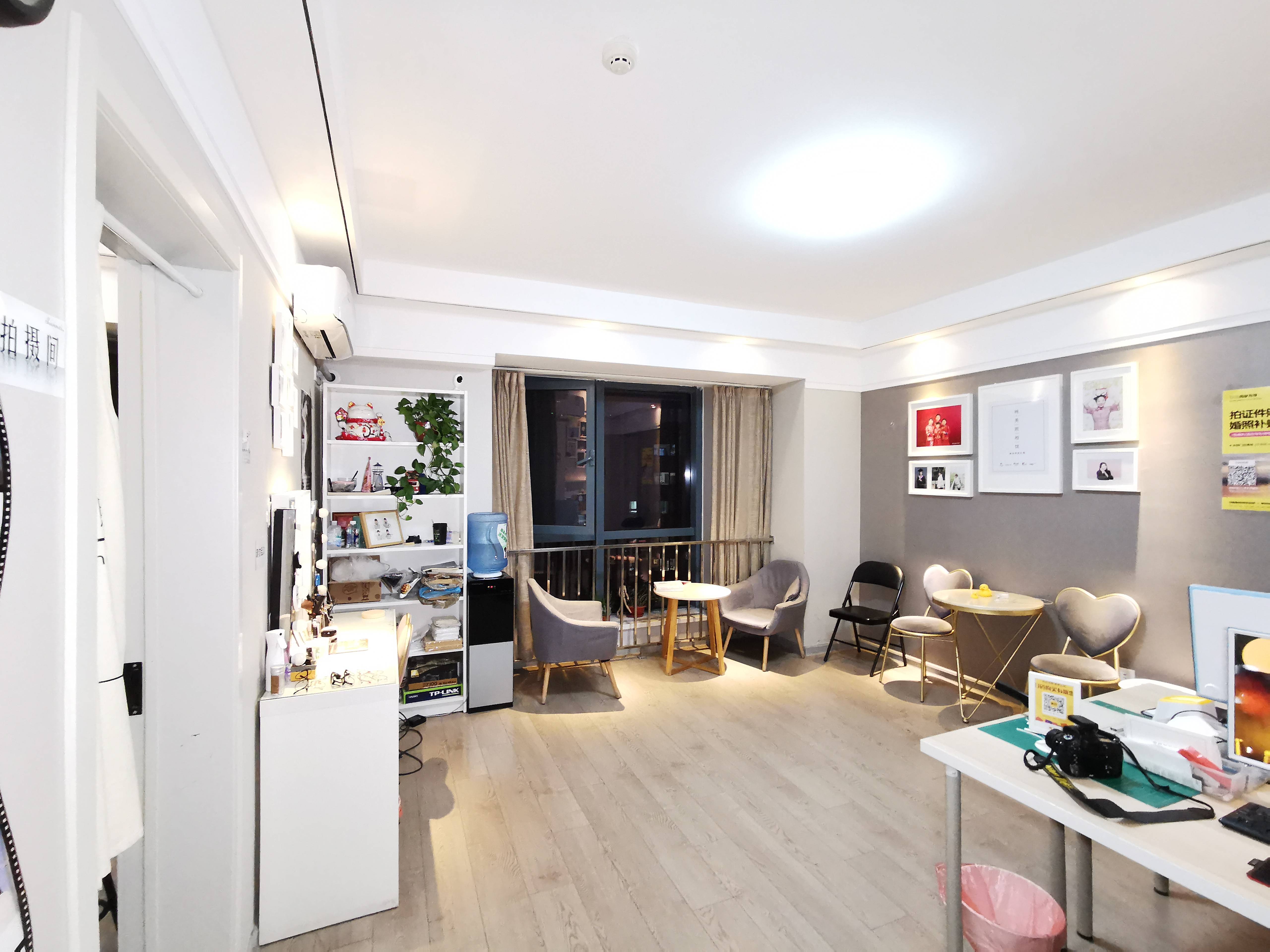  广厦聚隆广场 南北