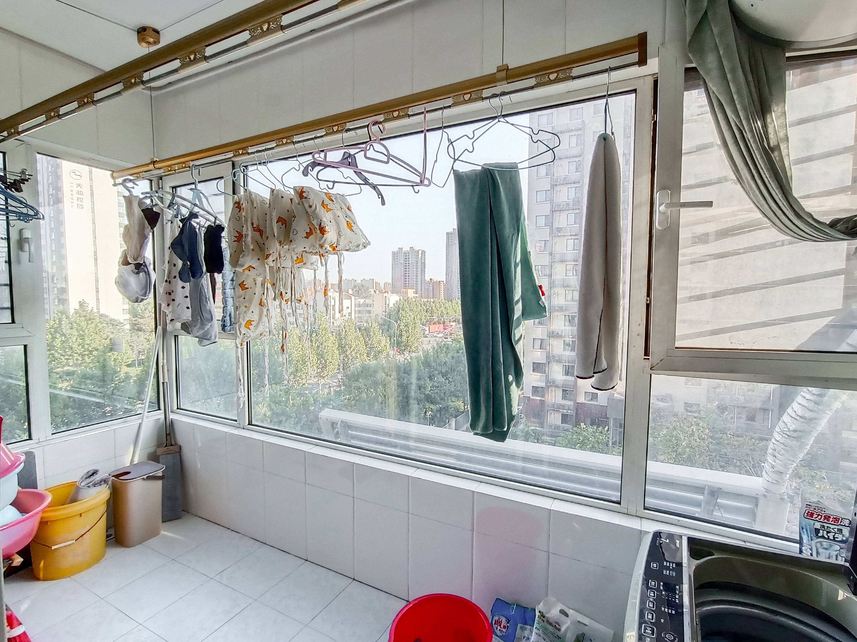 天鸿万象新天四区