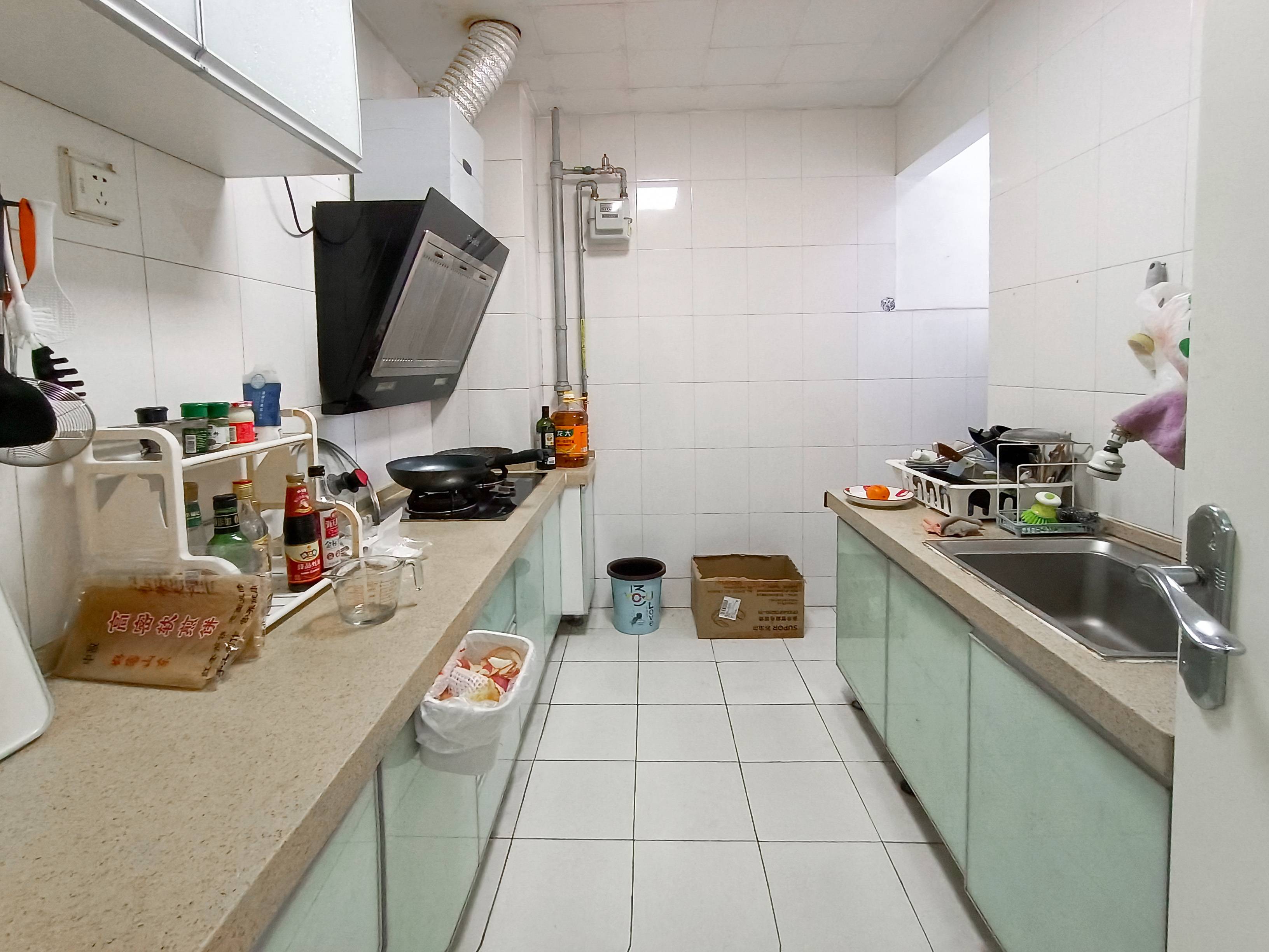 天鸿万象新天四区