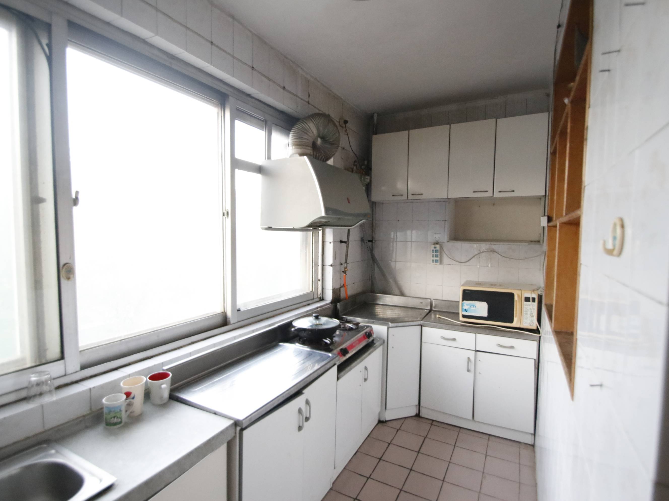 燕翔路18号（史志办）