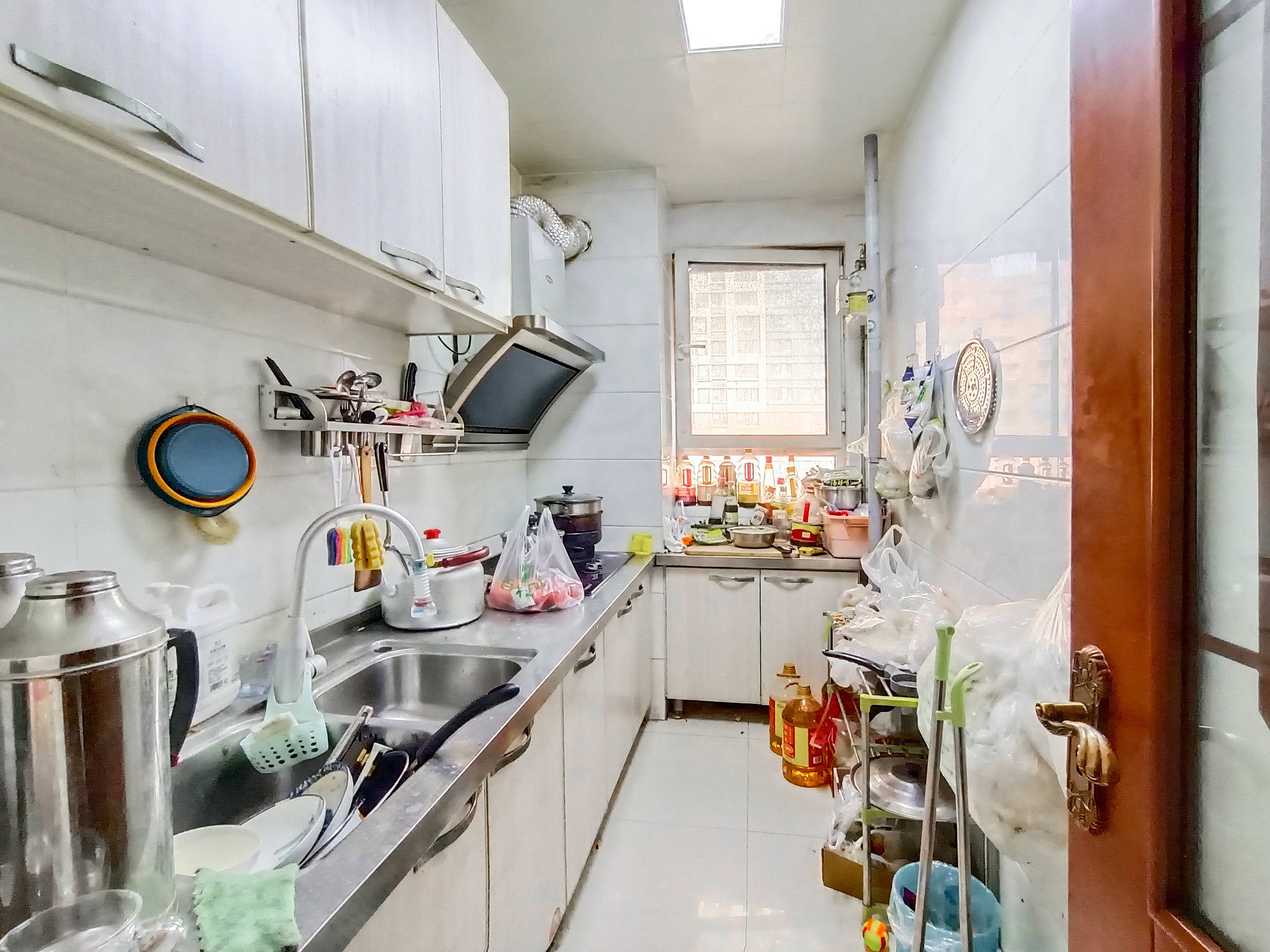 天鸿万象新天理想郡