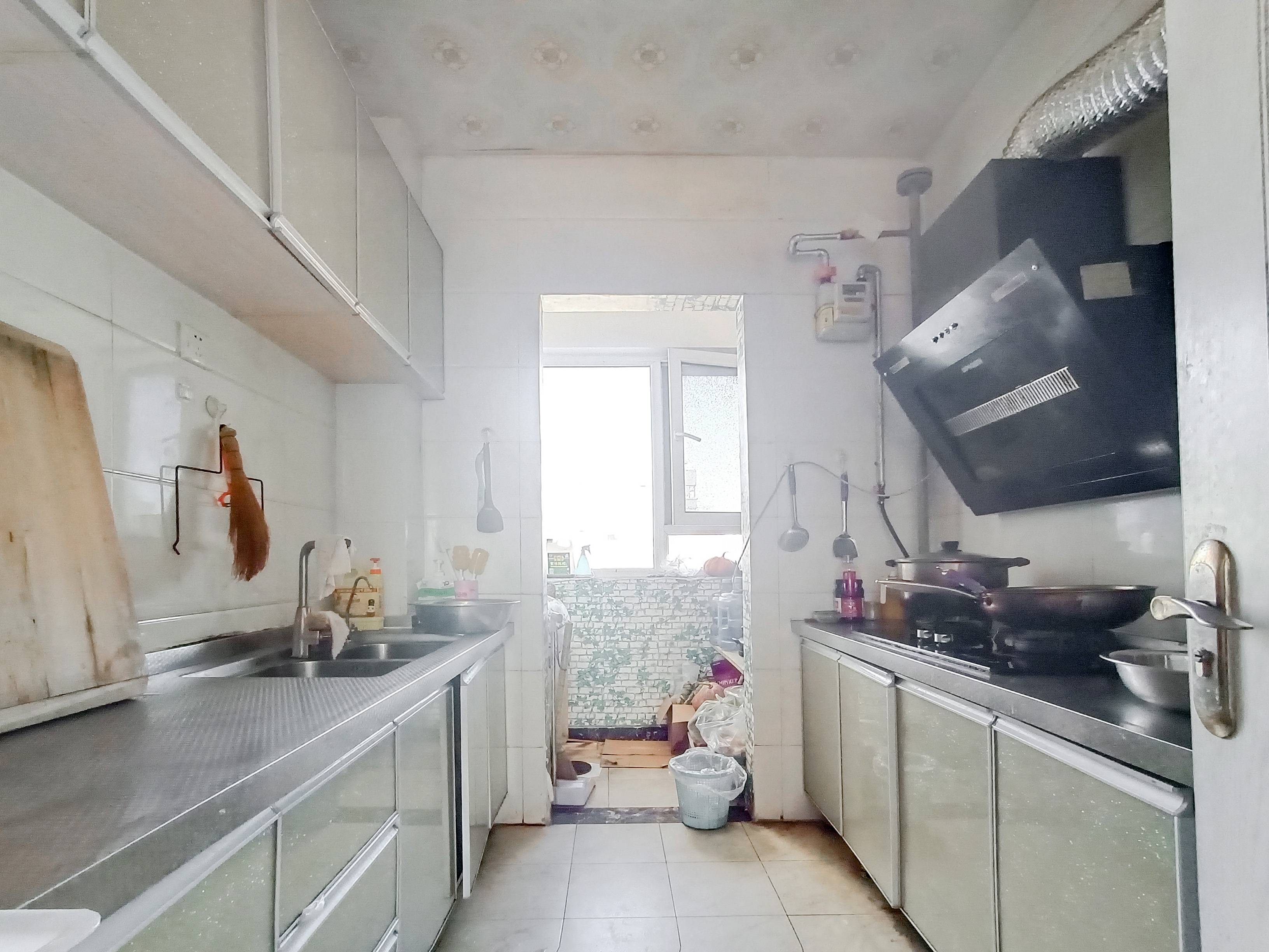 天鸿万象新天剑桥郡