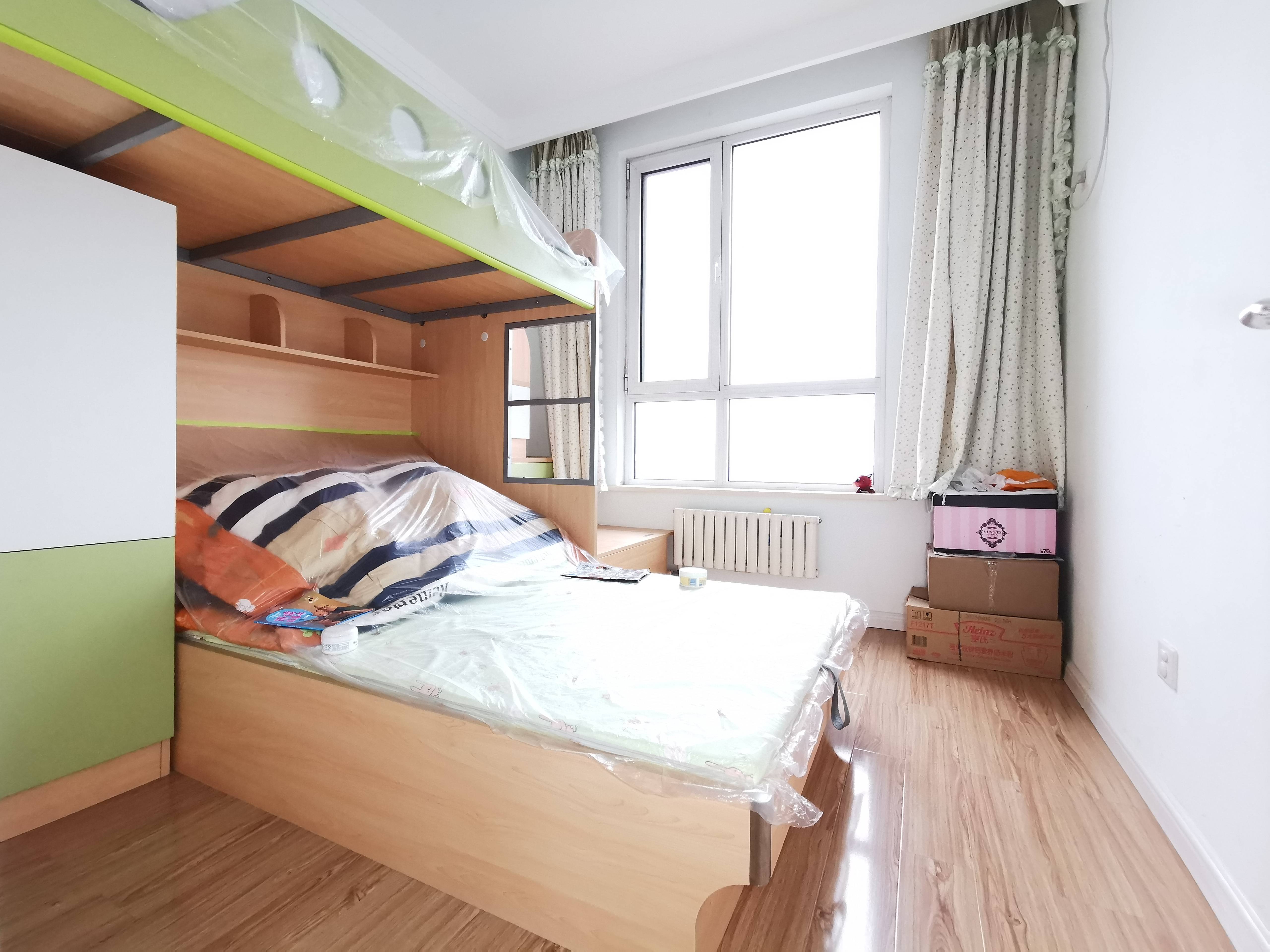 鲁能领秀城A区(十区)