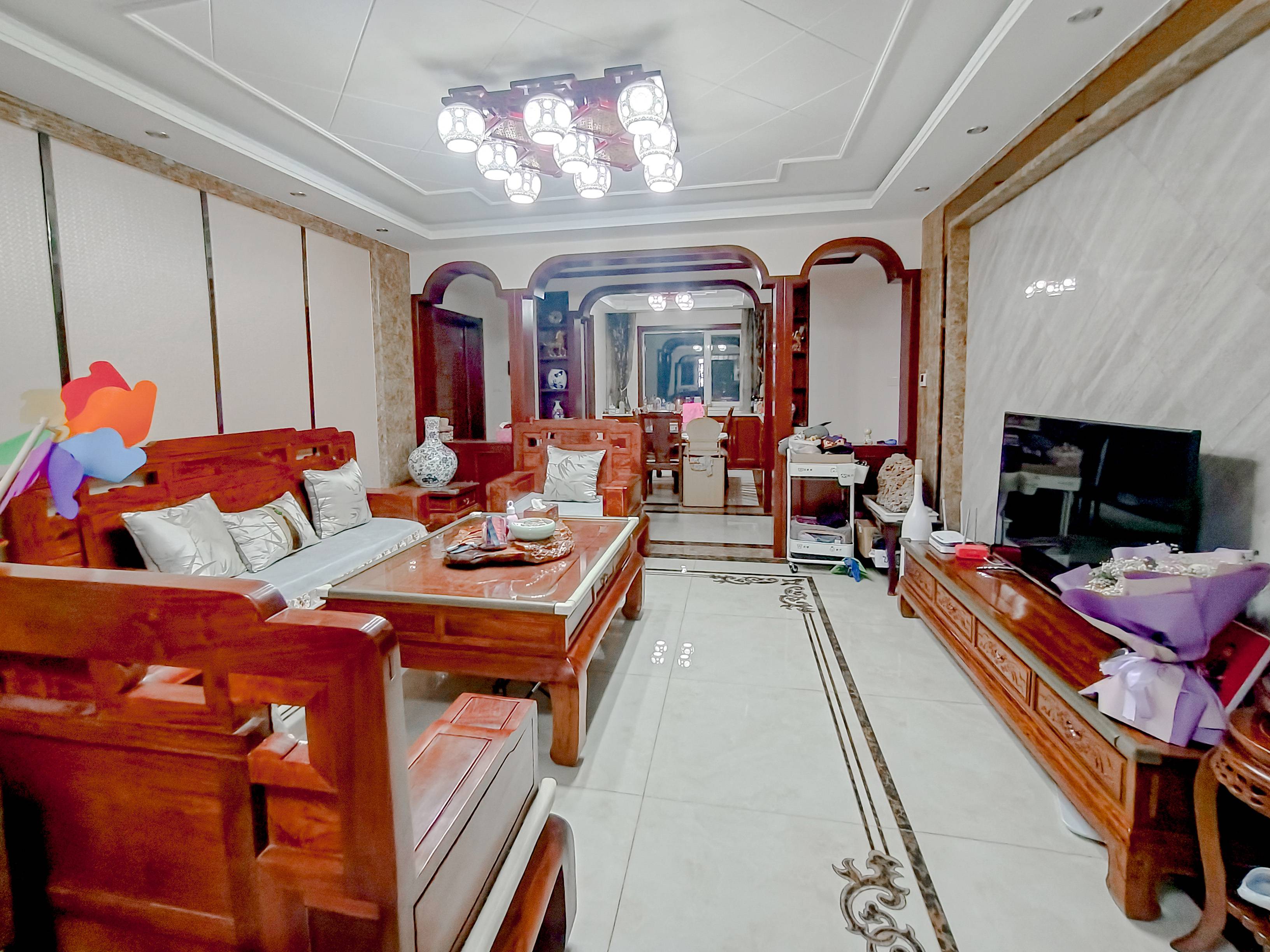  国华印象(住宅) 南北