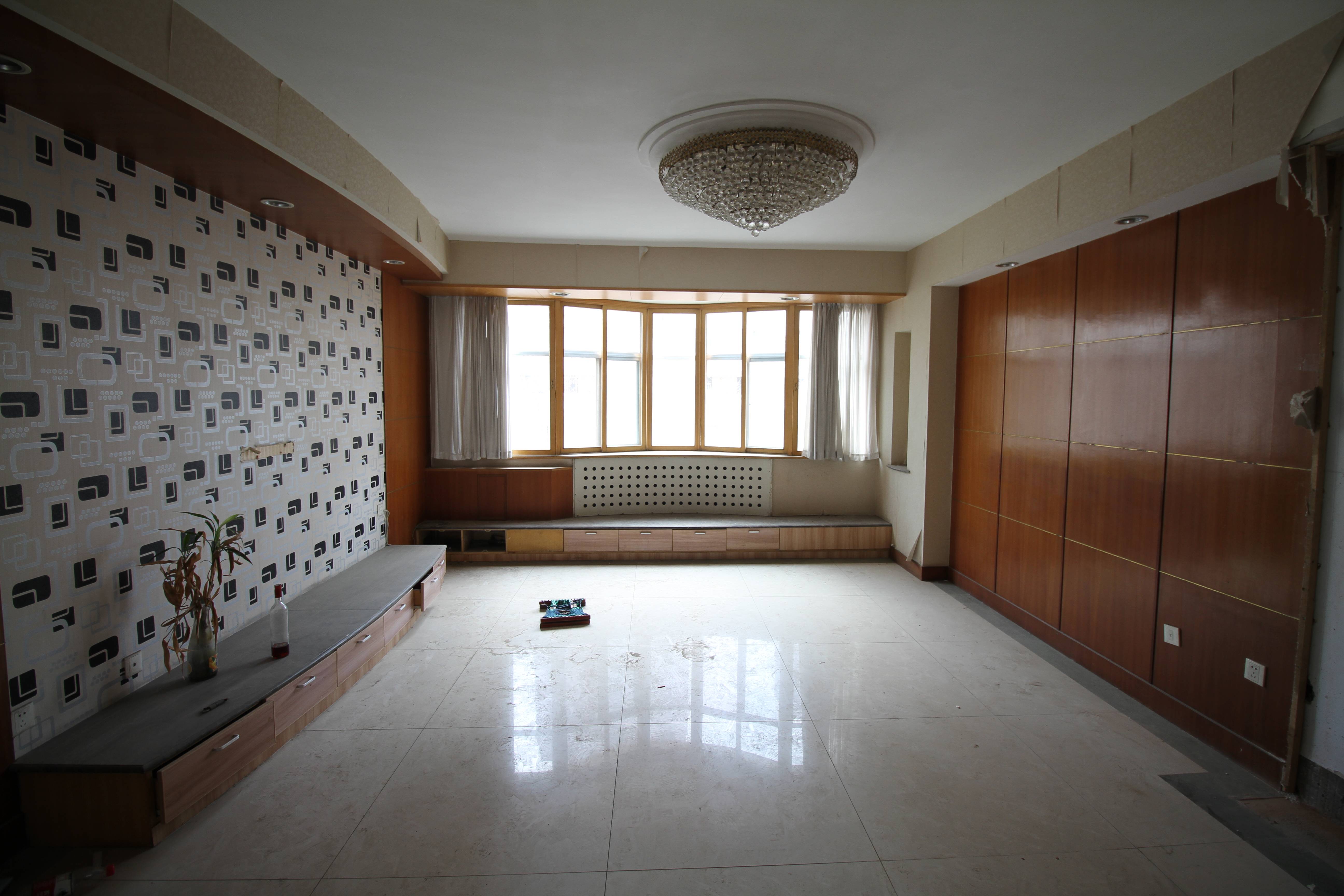  新世纪花园 南北