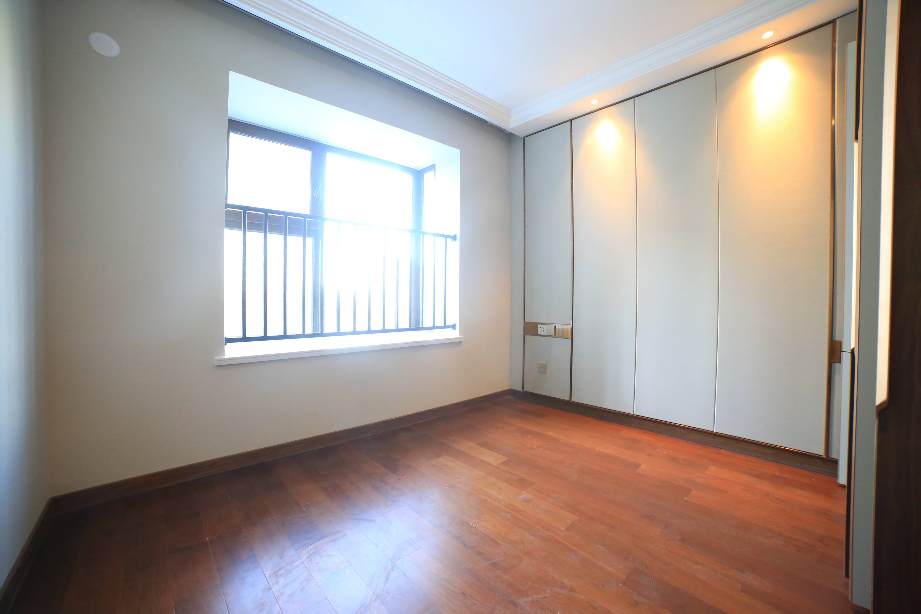 旭辉银盛泰瑞锦台