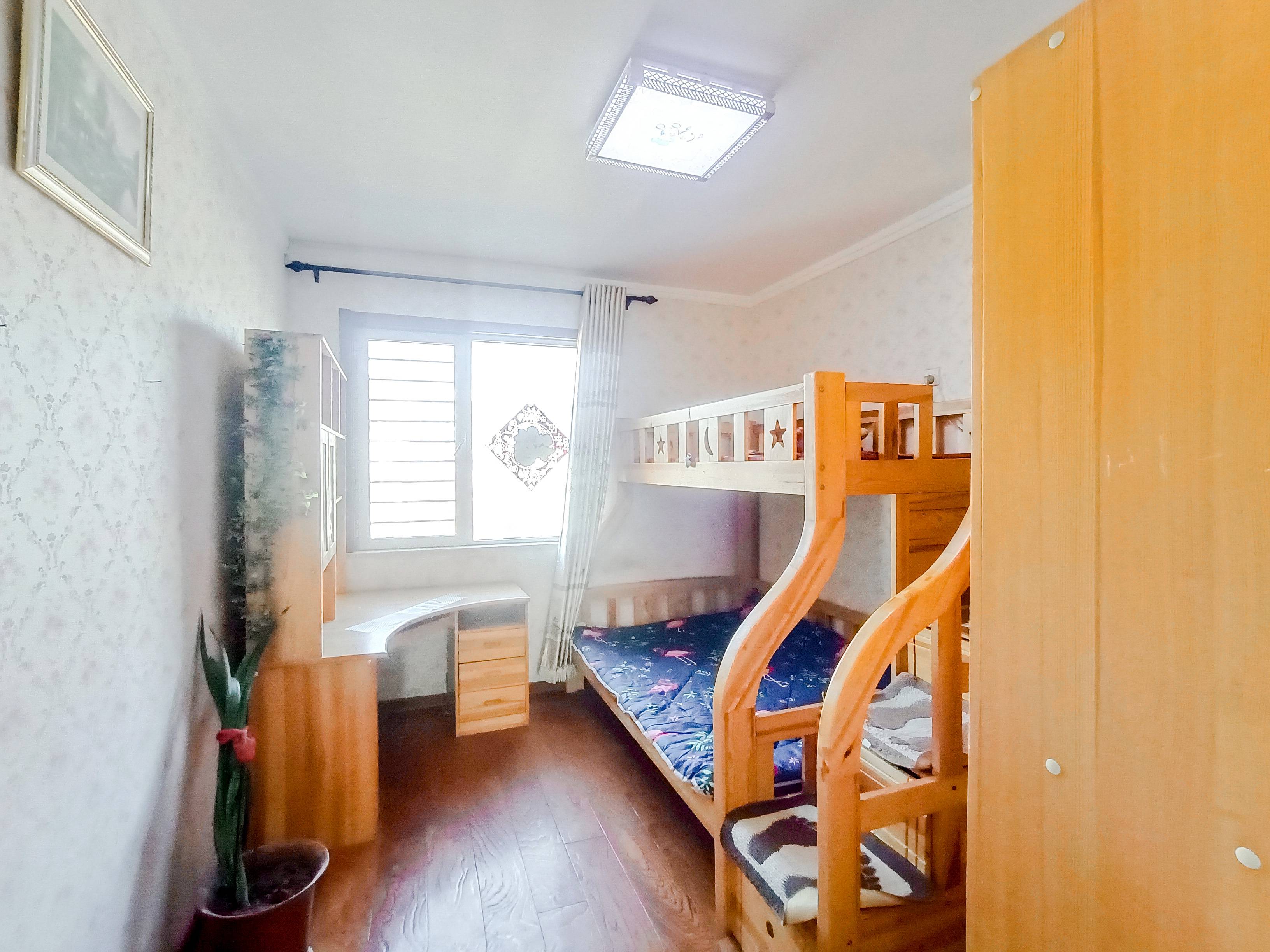 天鸿万象新天理想郡