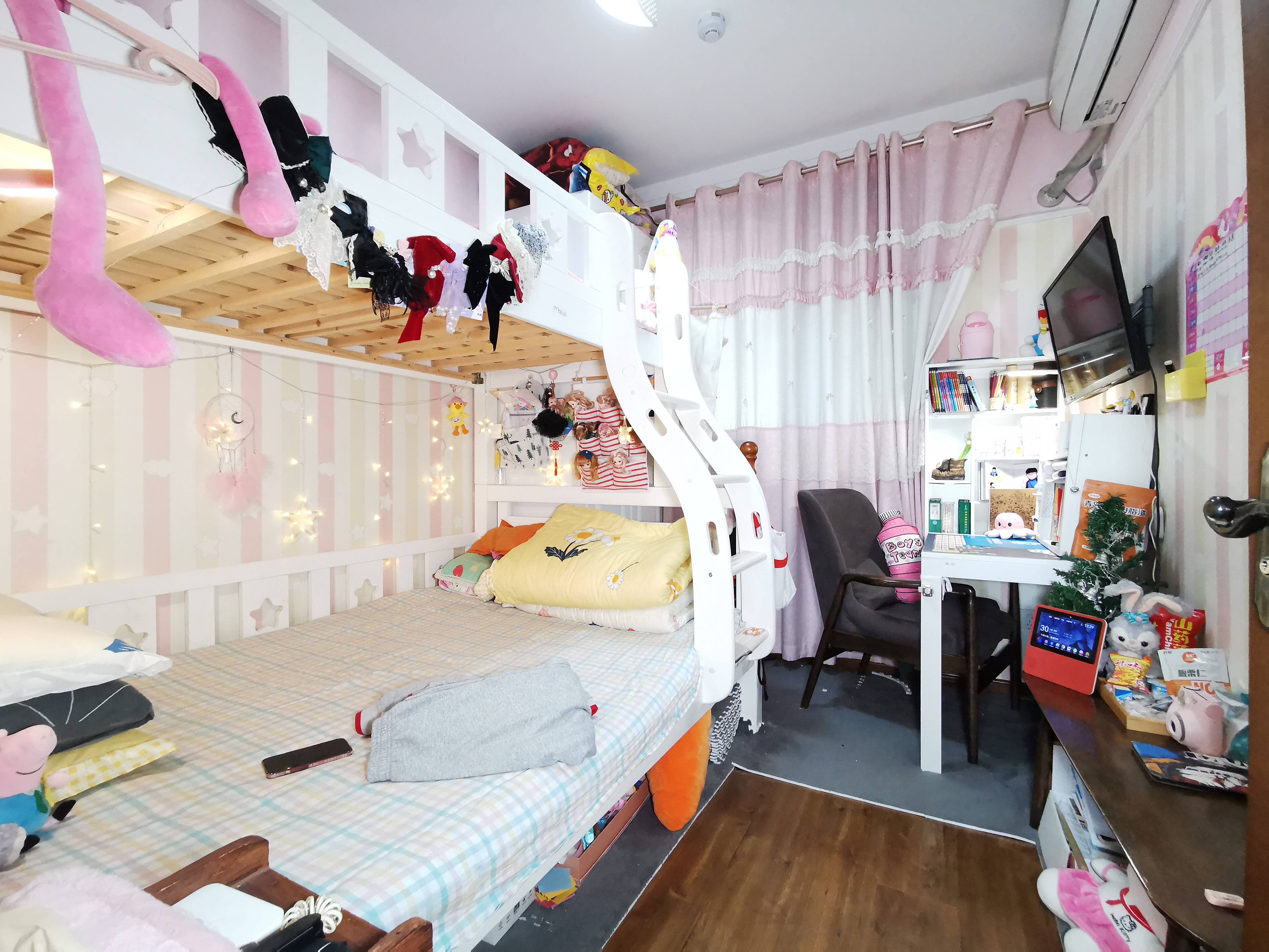 海尔云世界滟澜公馆花园