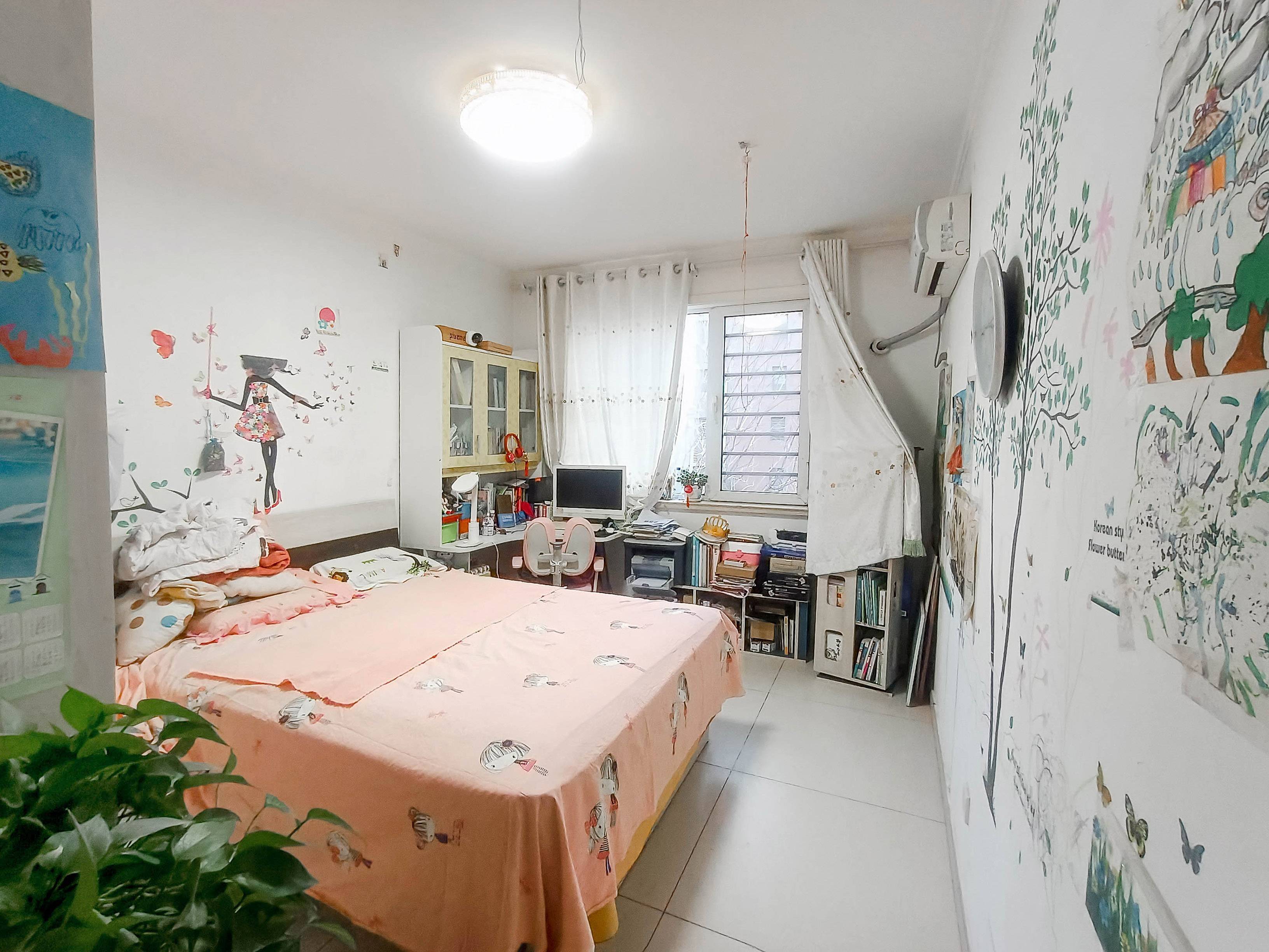 天鸿万象新天四区