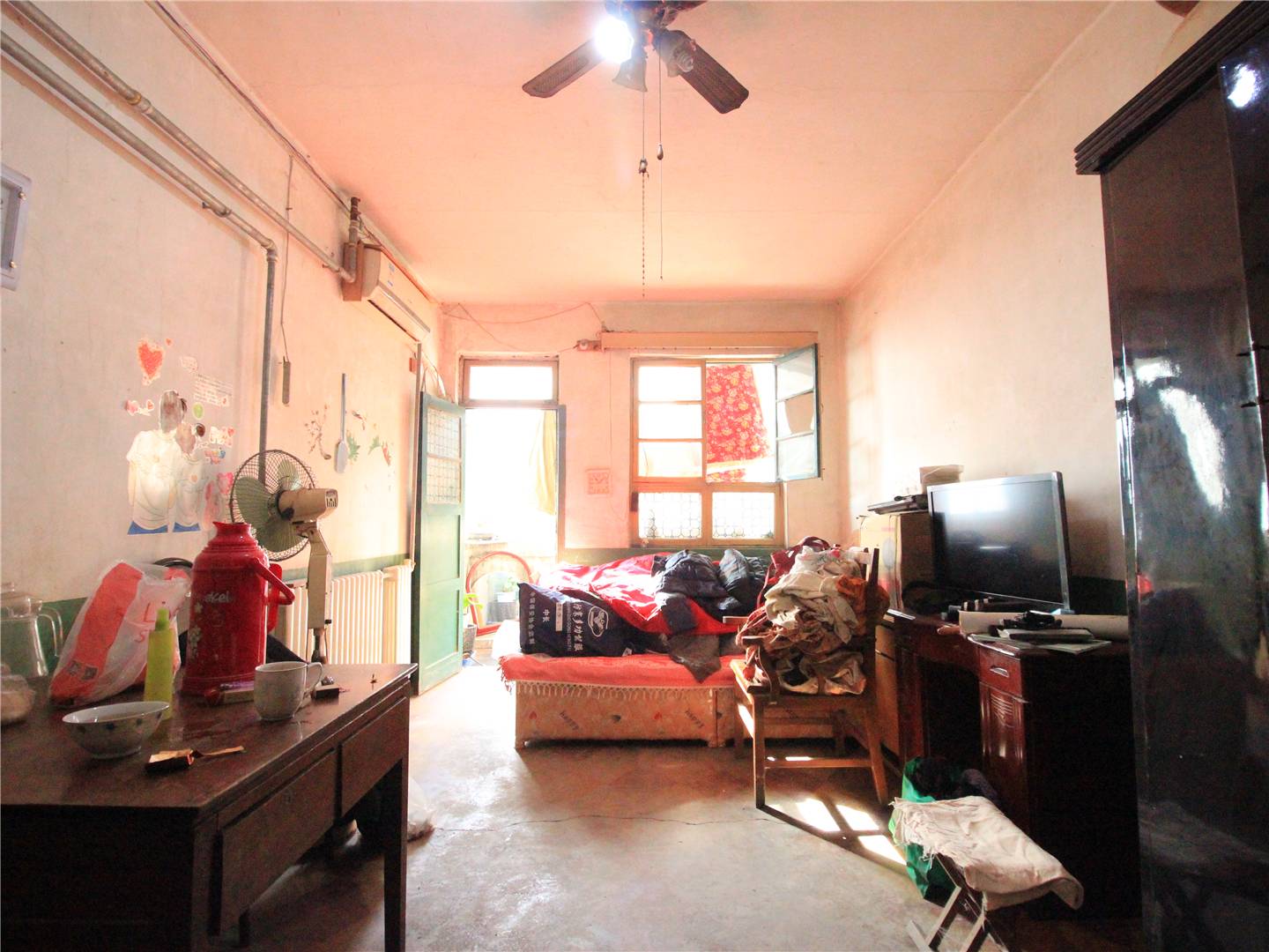  凤凰山南路4号 南北