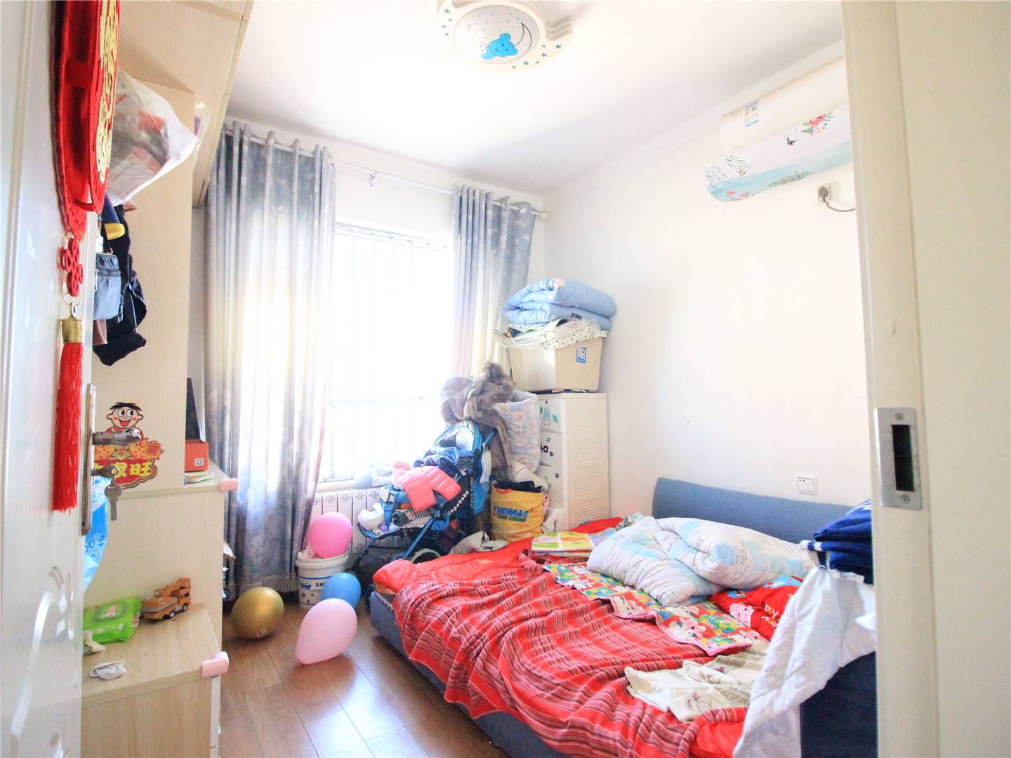 绿地新里梵尔赛公馆