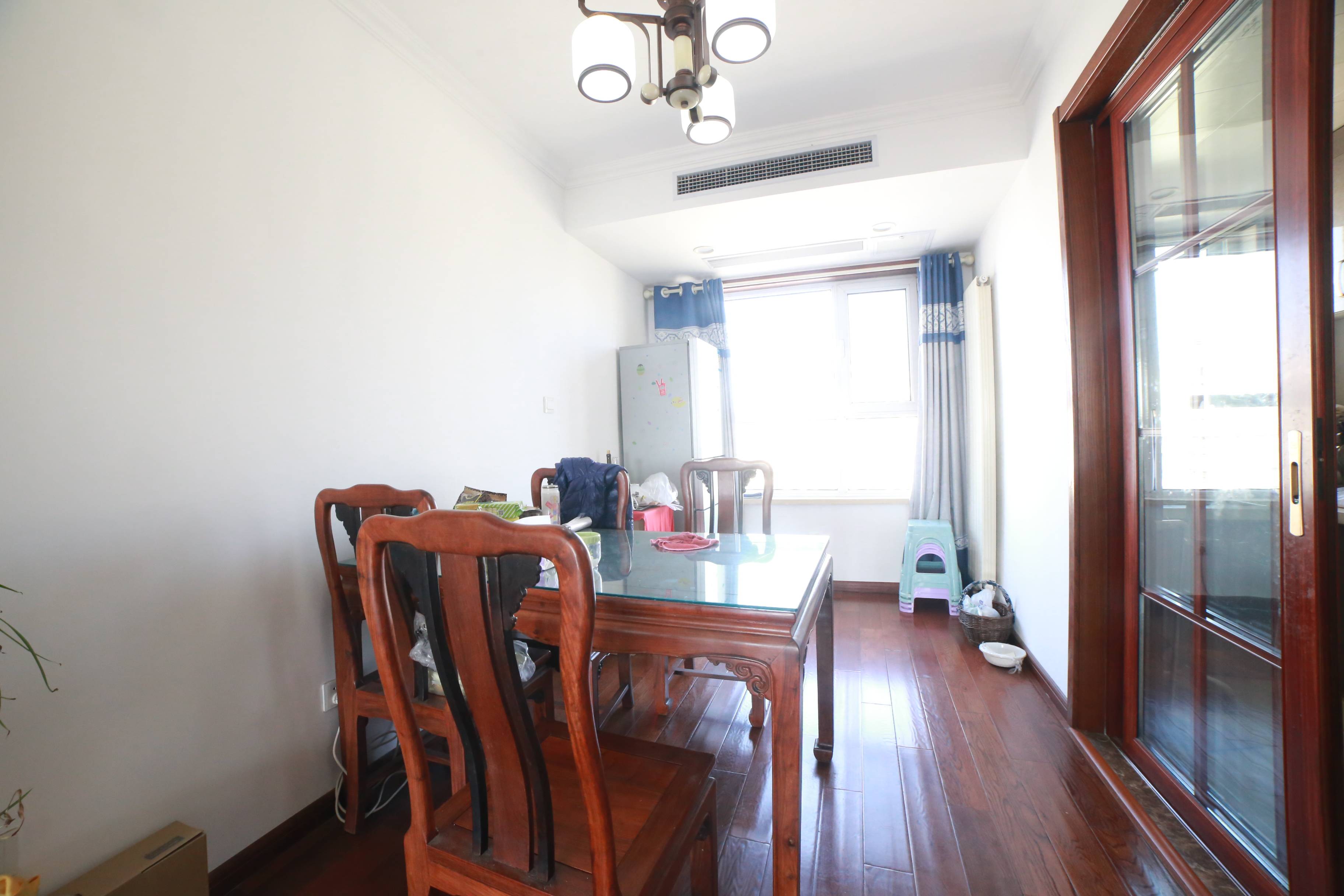 绿地新里香榭丽公馆