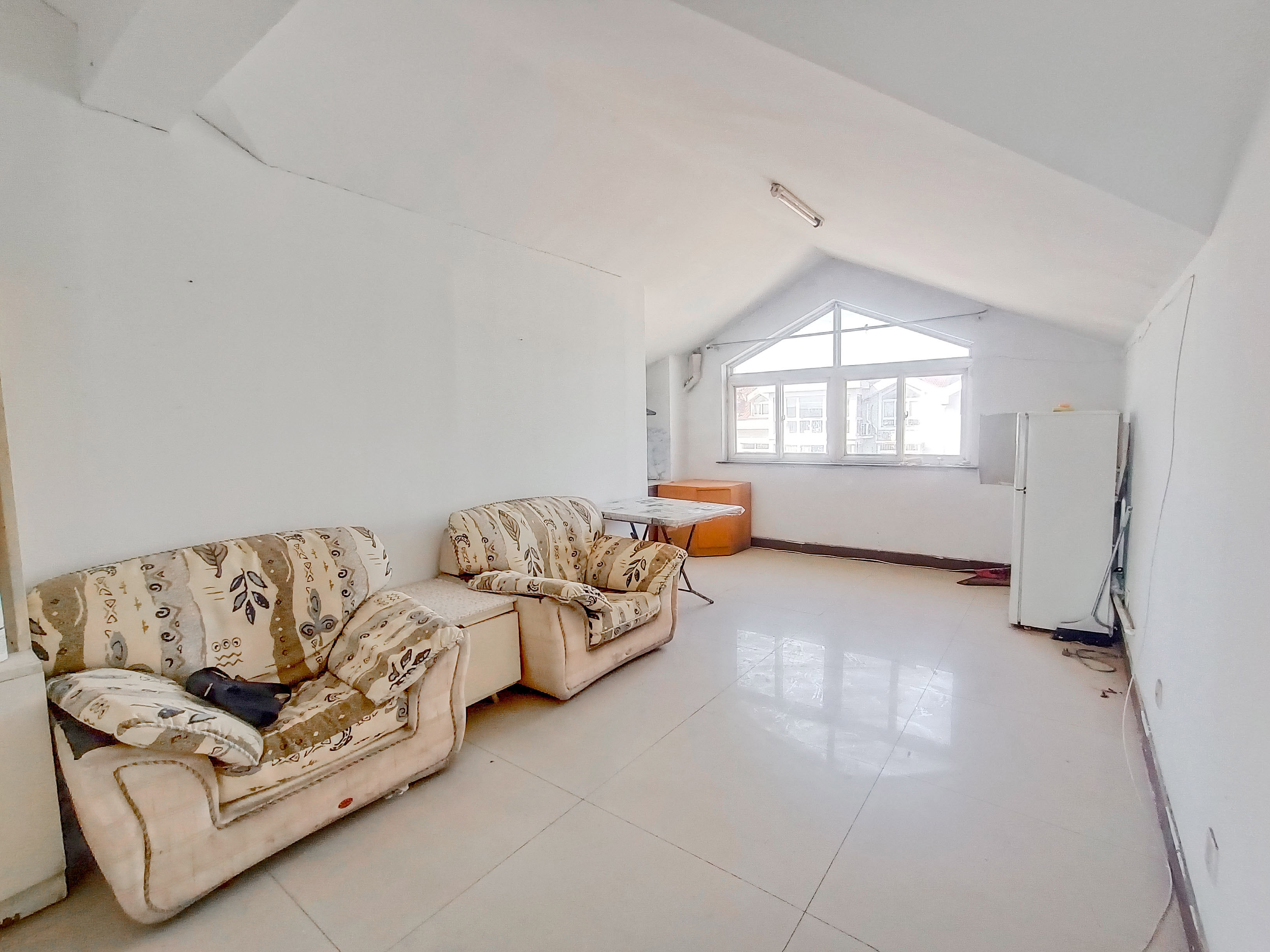  幸福柳小区 南北