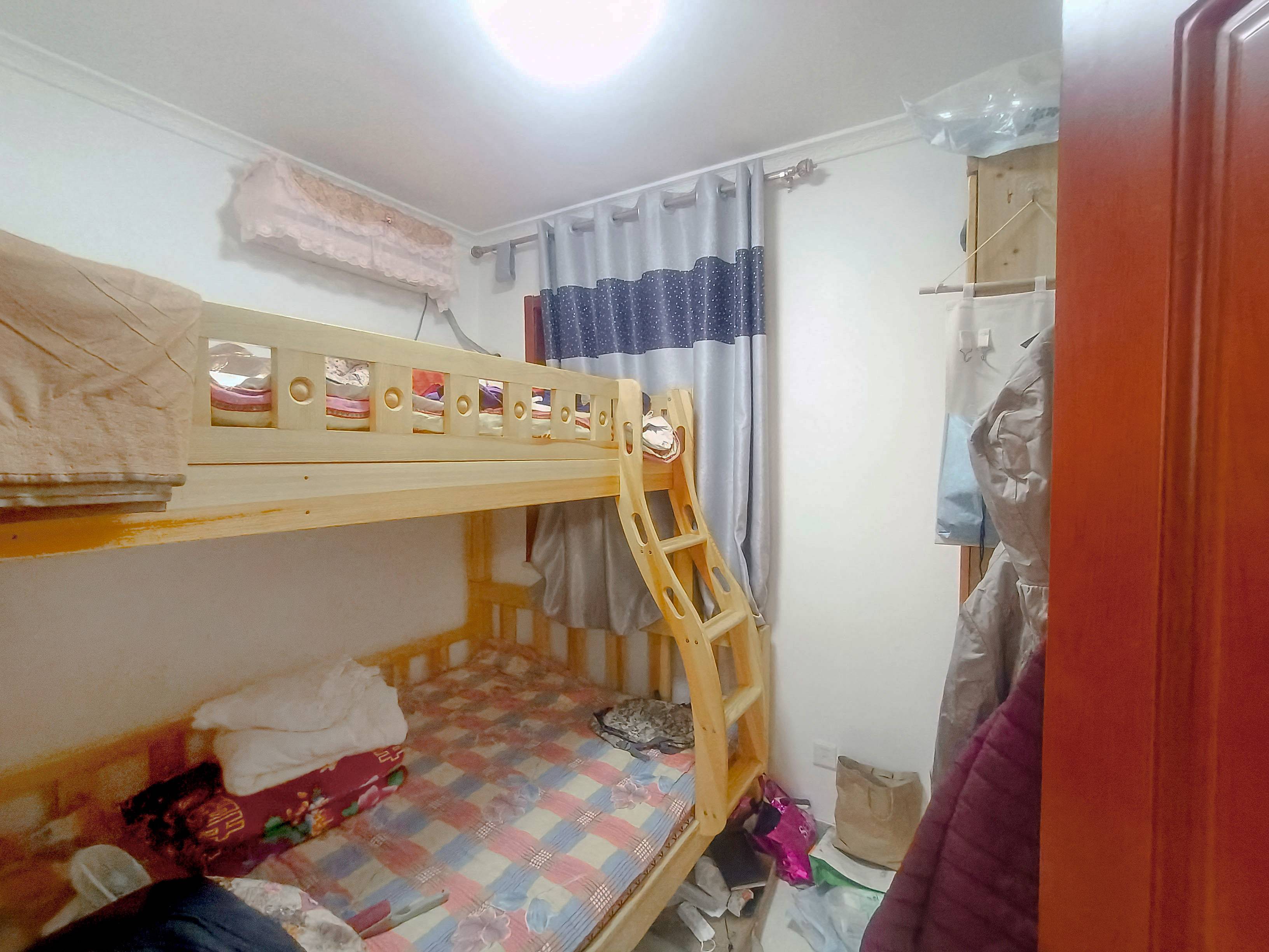 天鸿万象新天哈佛郡