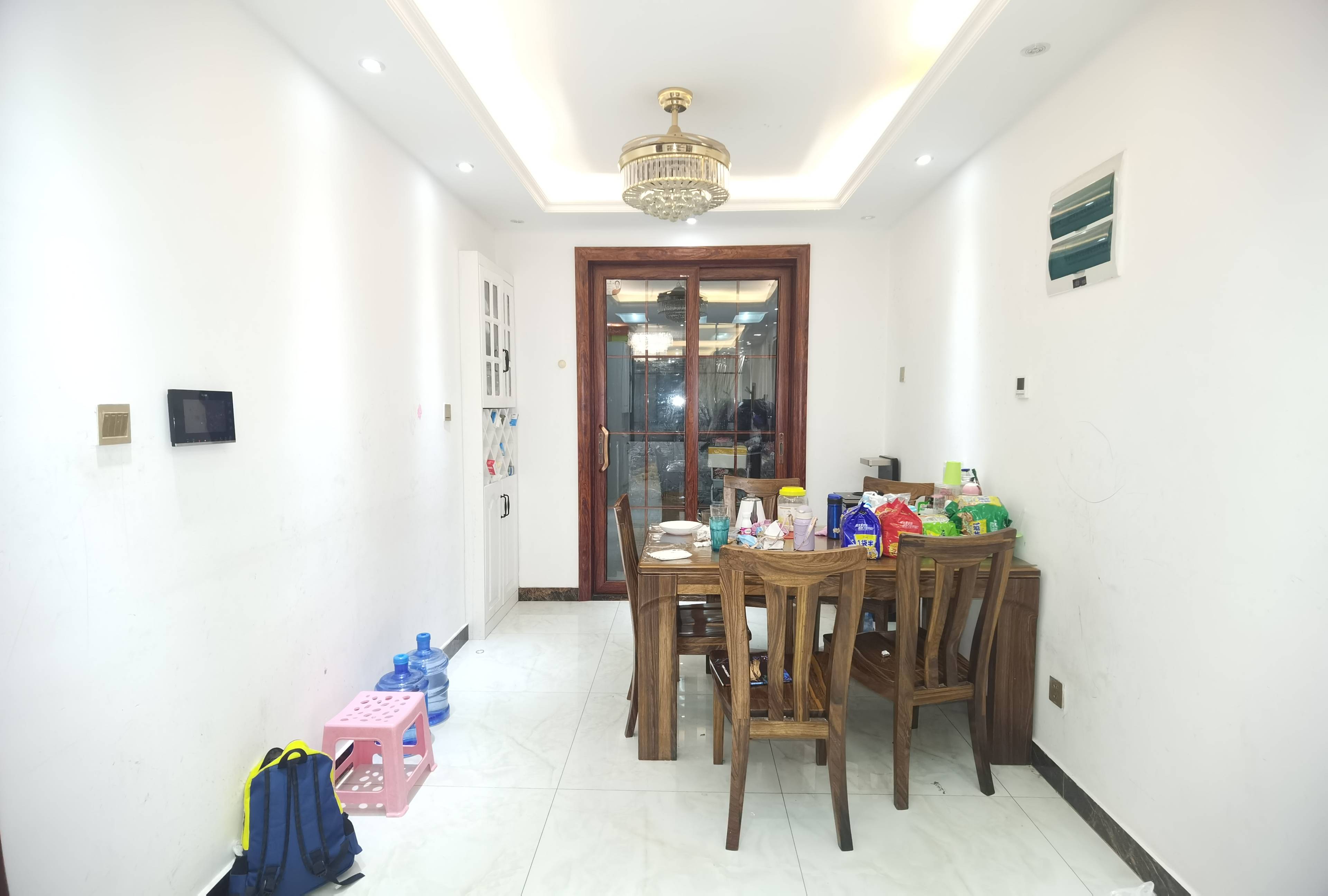 海尔云世界滟澜公馆花园