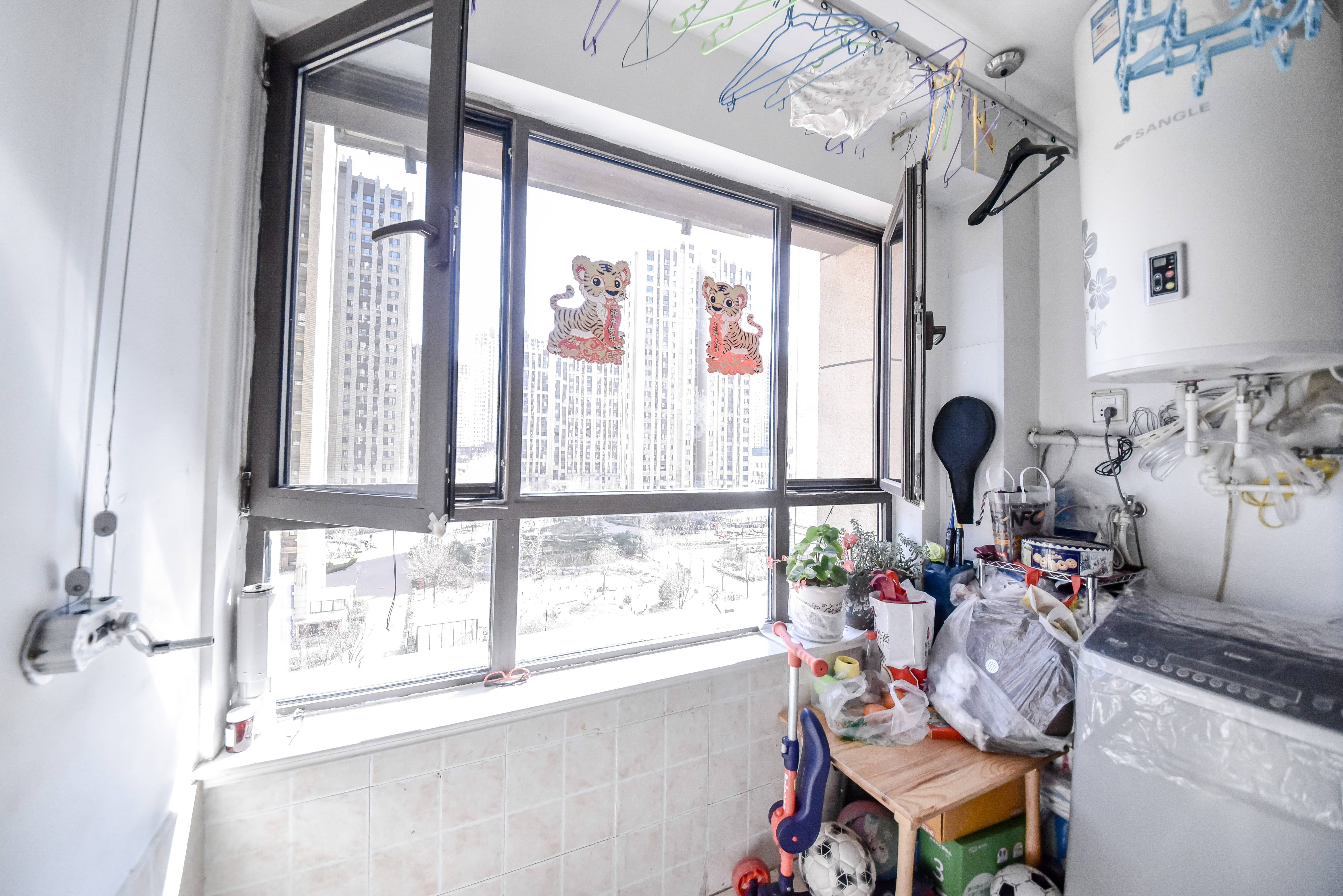 鲁邦奥林逸城东区