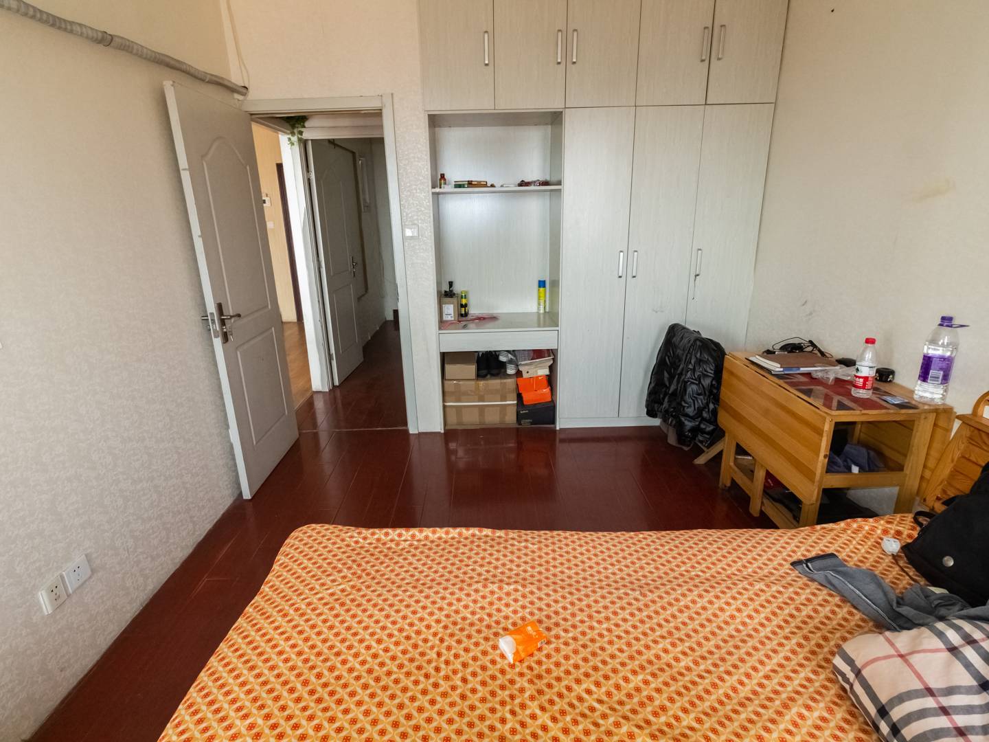 湖光山色