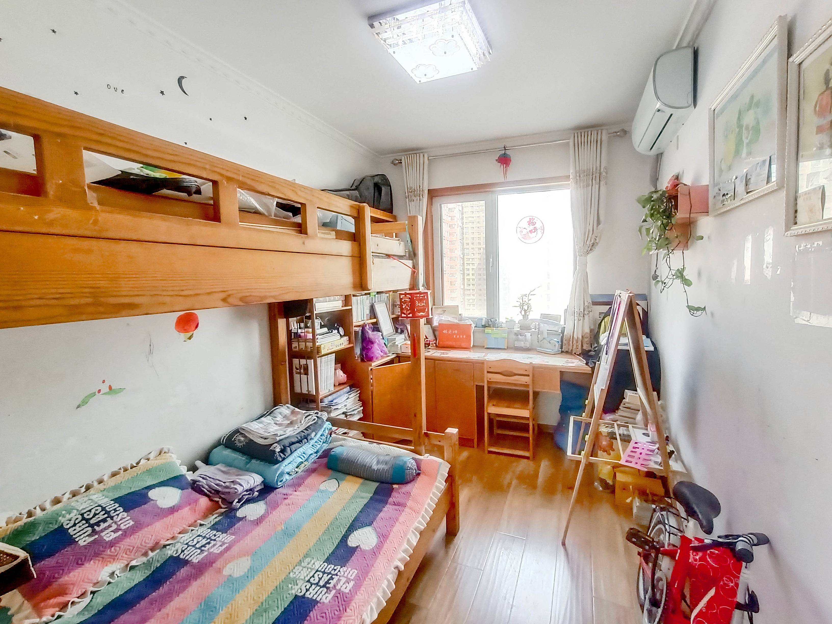 天鸿万象新天四区